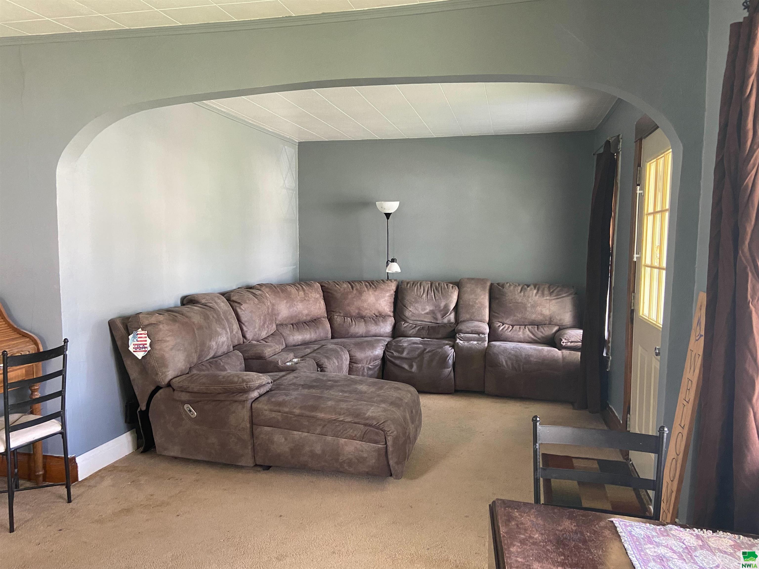 MLS #828567