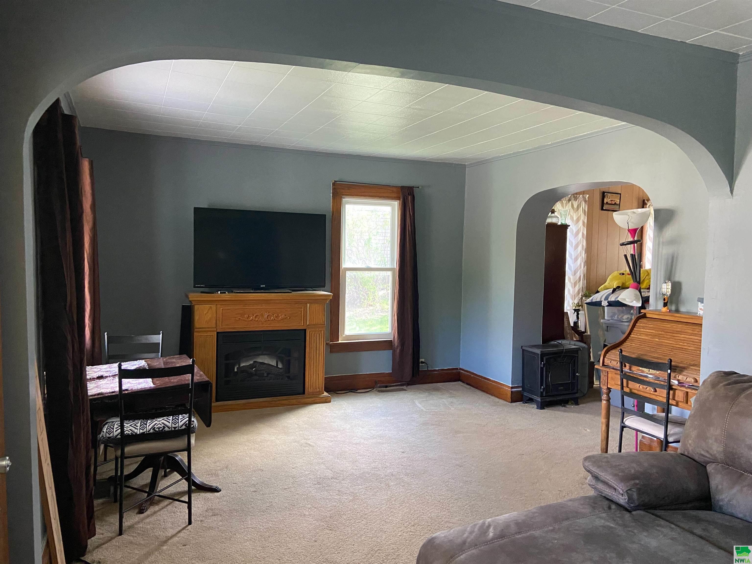 MLS #828567