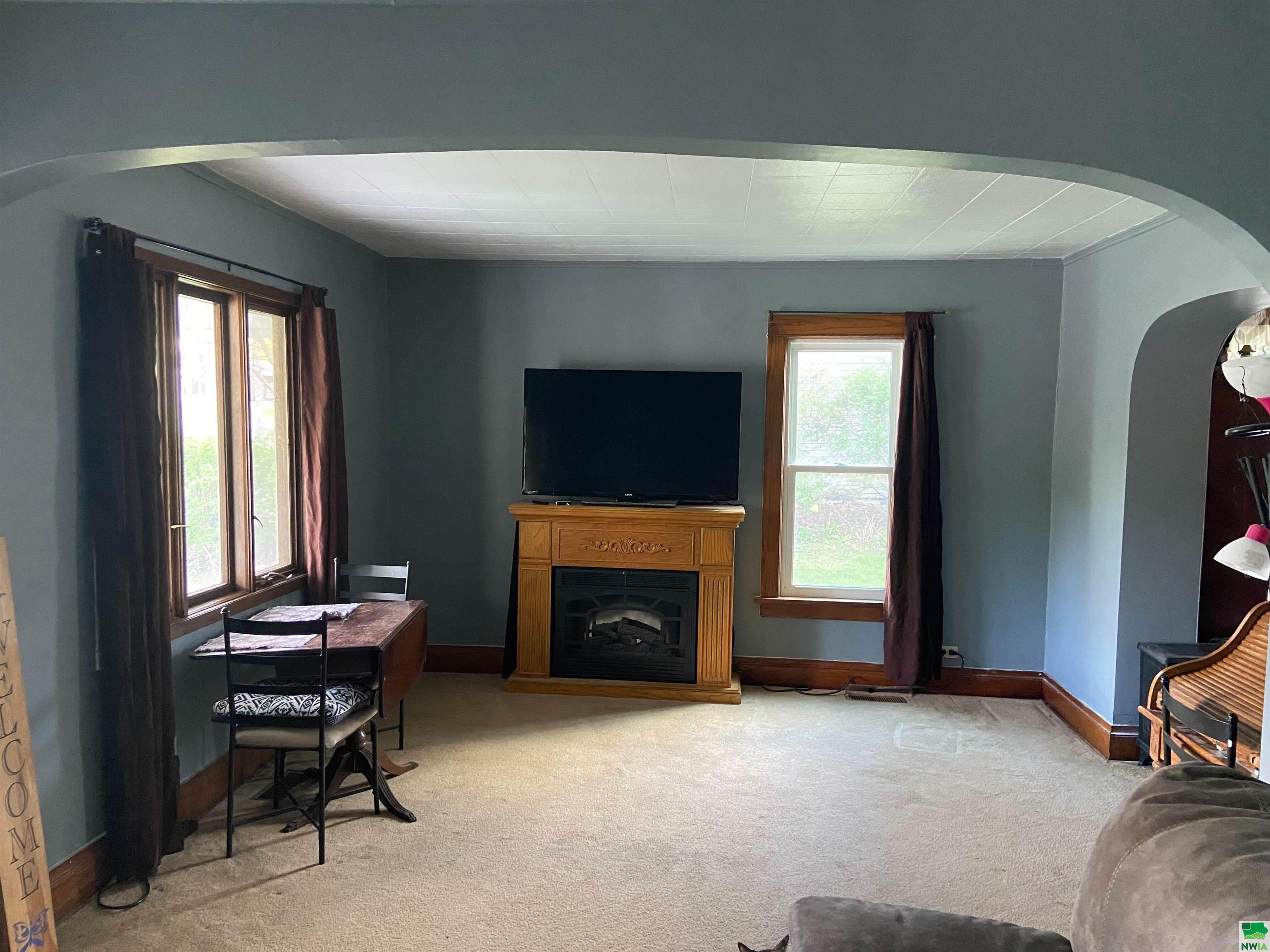 MLS #828567
