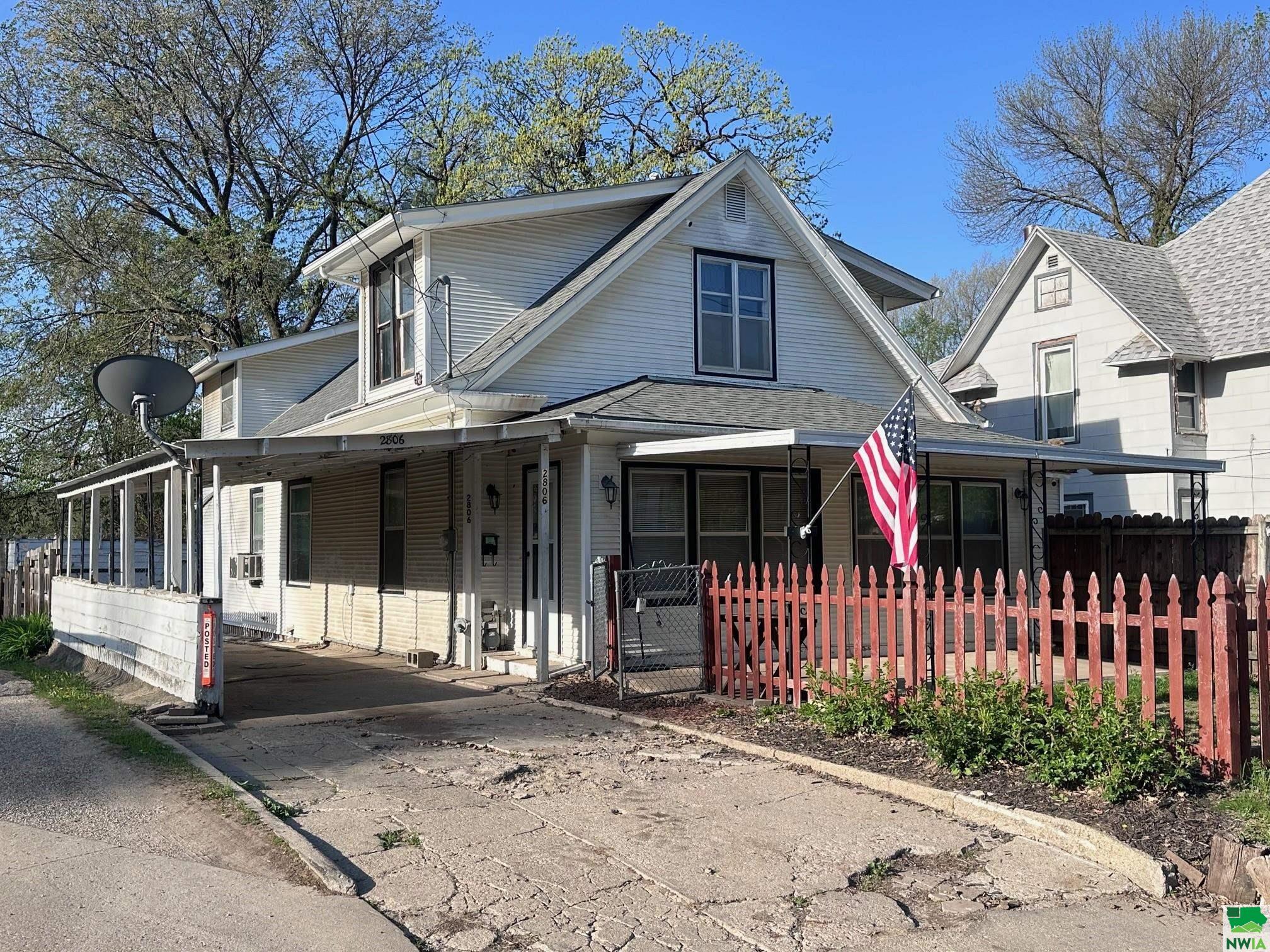 2806 2ND ST, Sioux City, IA 51105 
