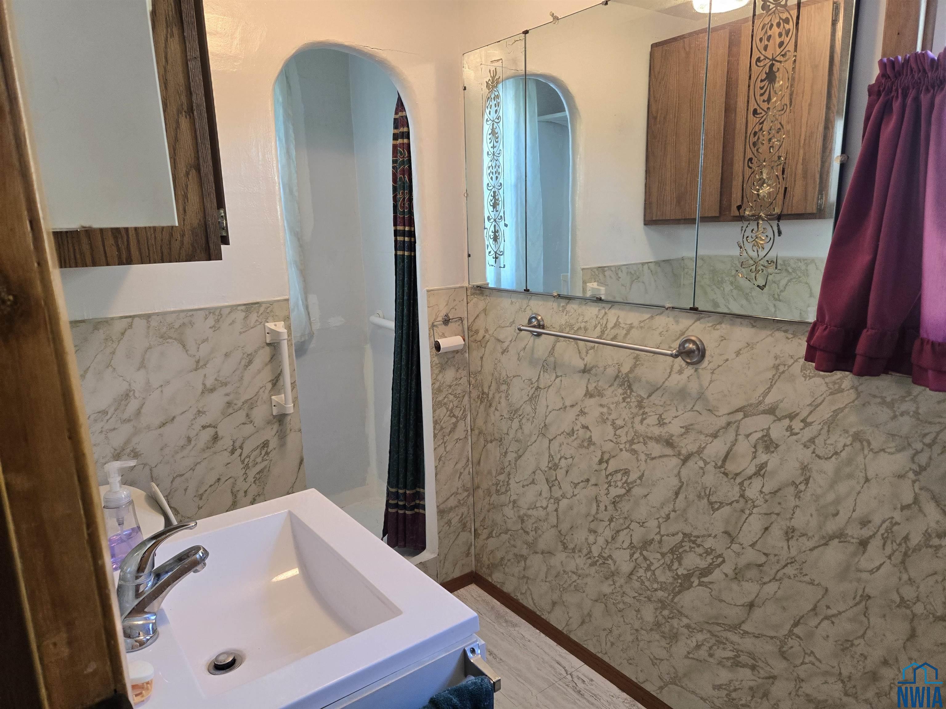 MLS #828570