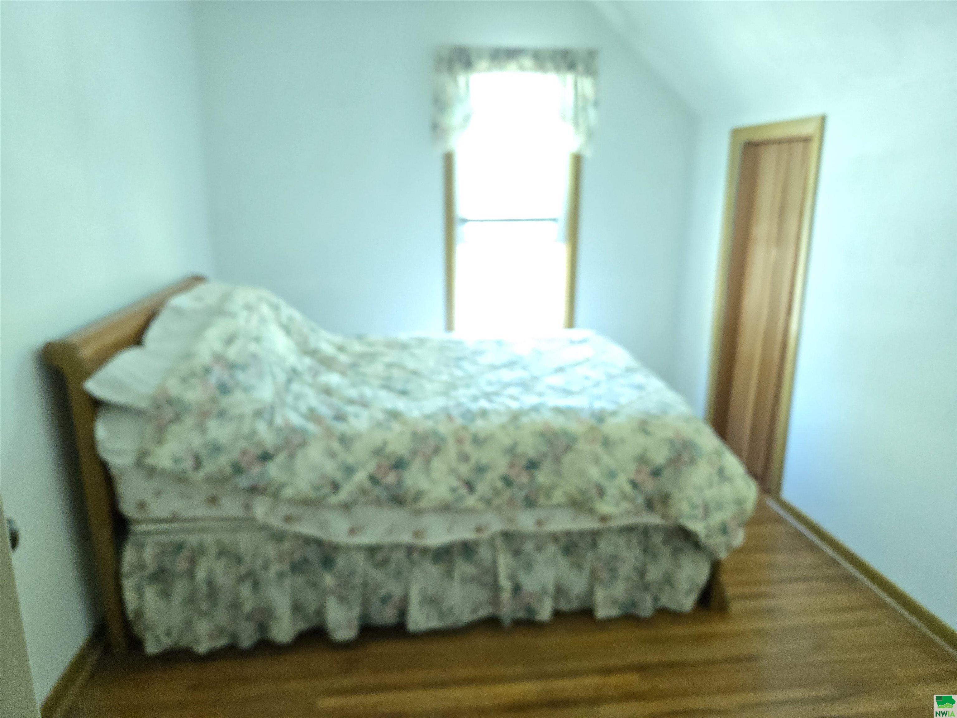 MLS #828570