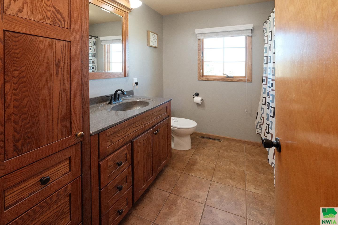 MLS #828572