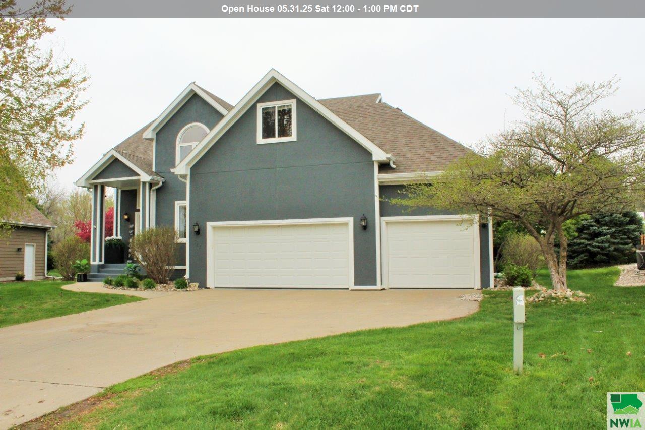 312 INVERNESS TRL, Dakota Dunes, SD 57049 