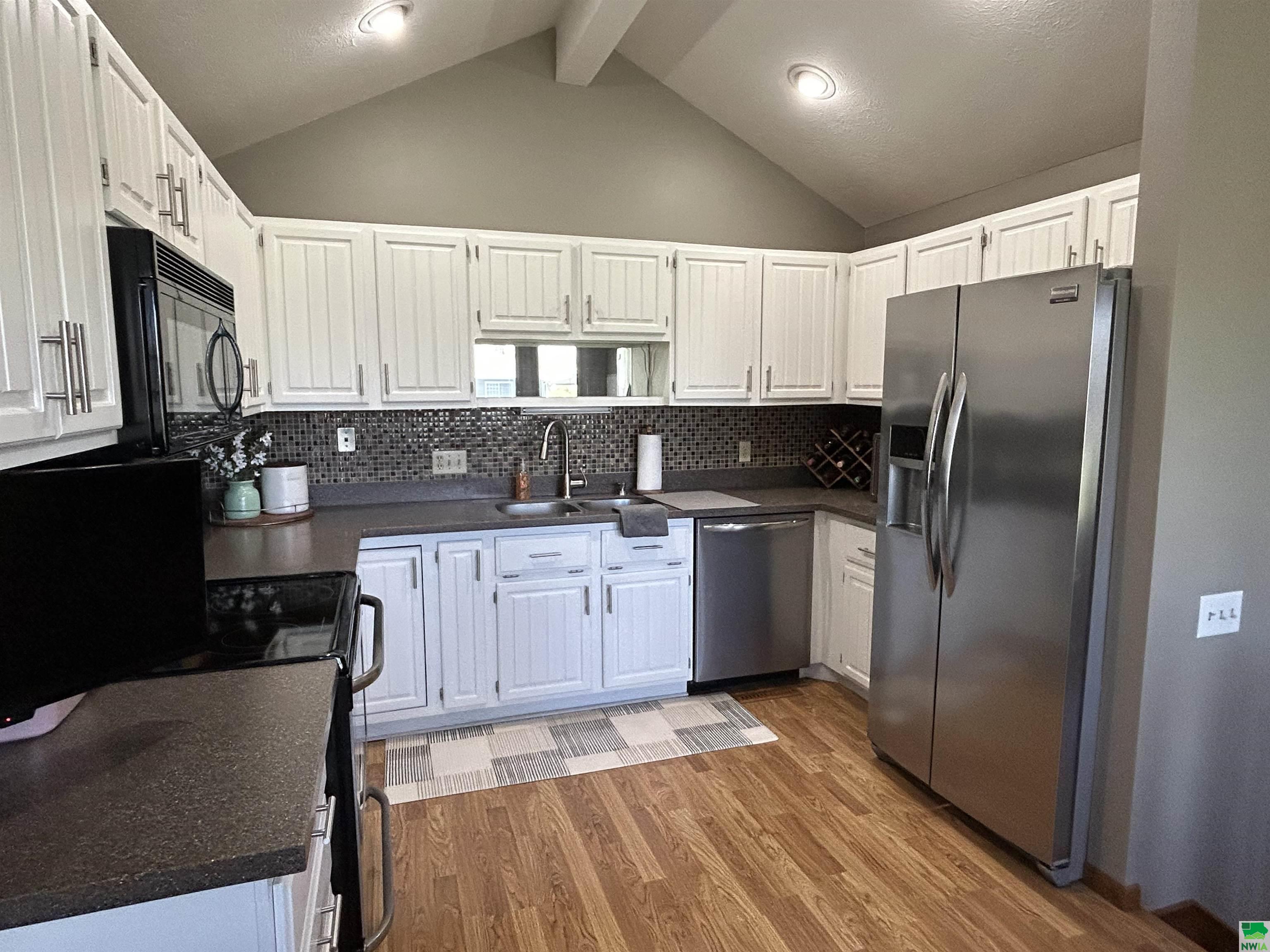 MLS #828579