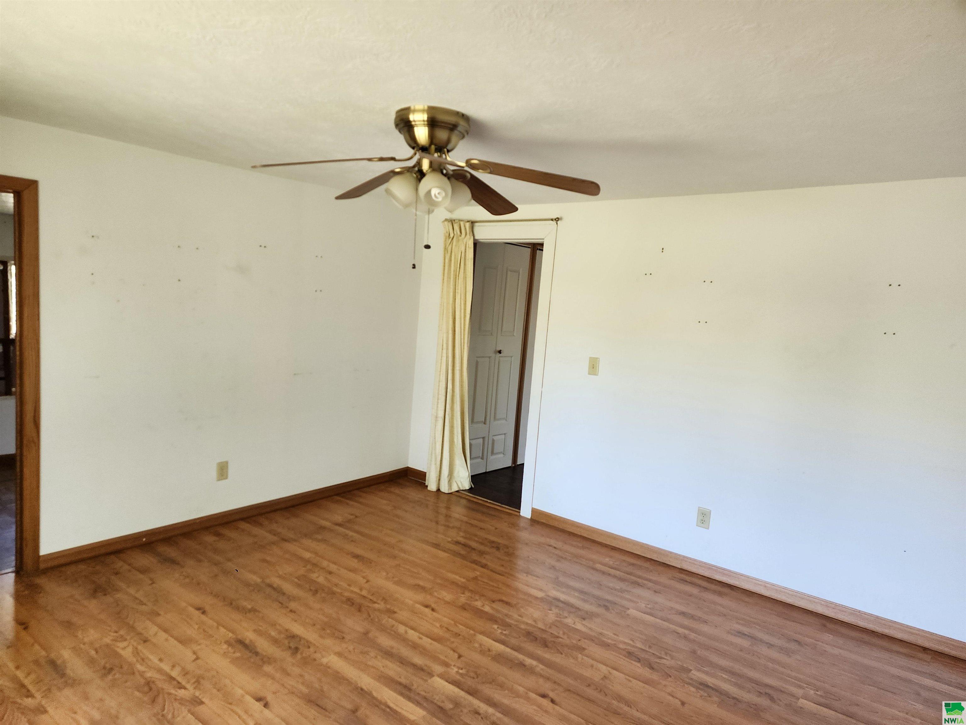 MLS #828580
