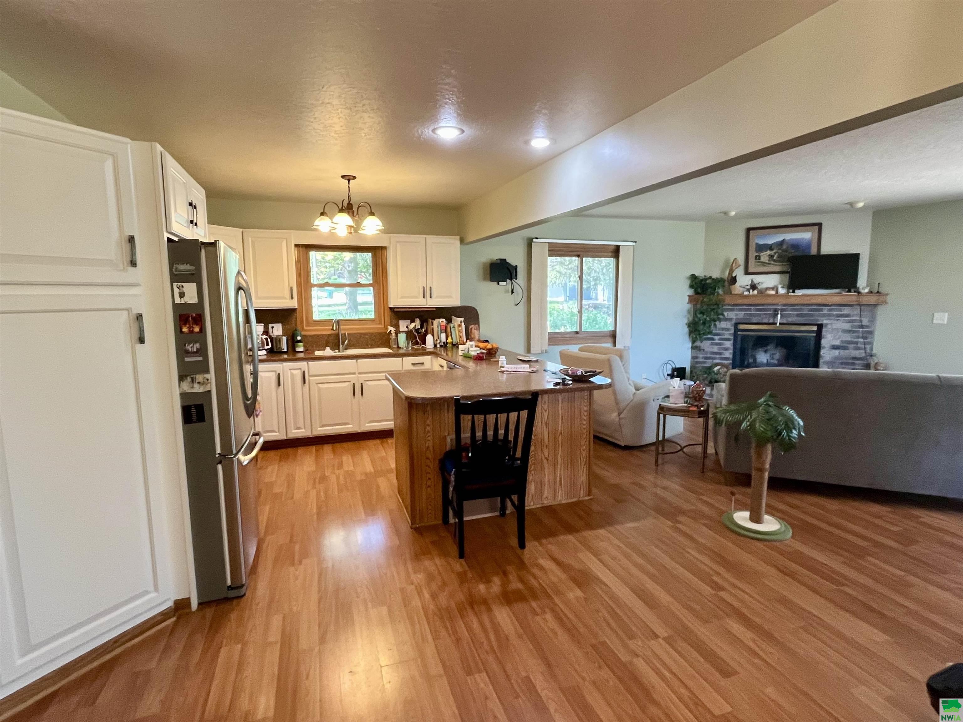 MLS #828593