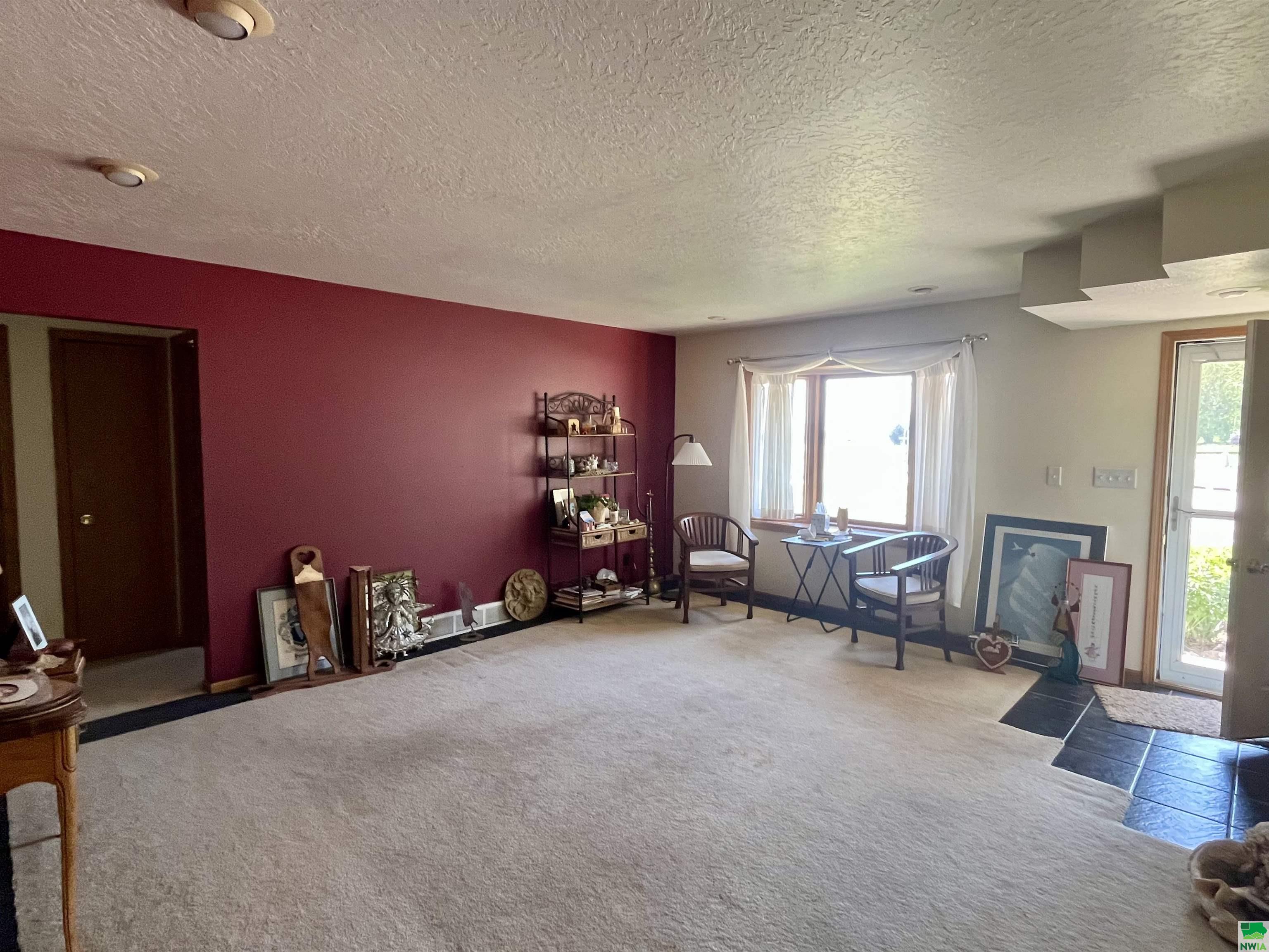 MLS #828593