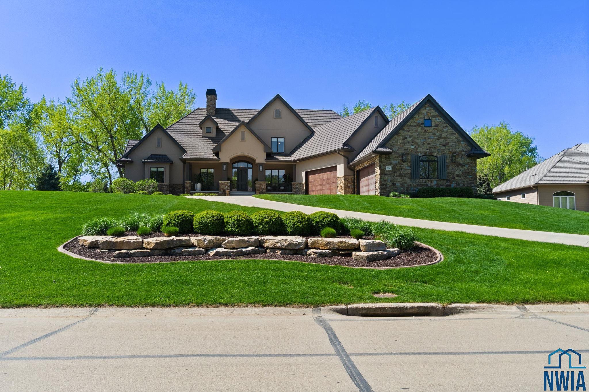 556 Firethorn Trail, Dakota Dunes, SD 57049 