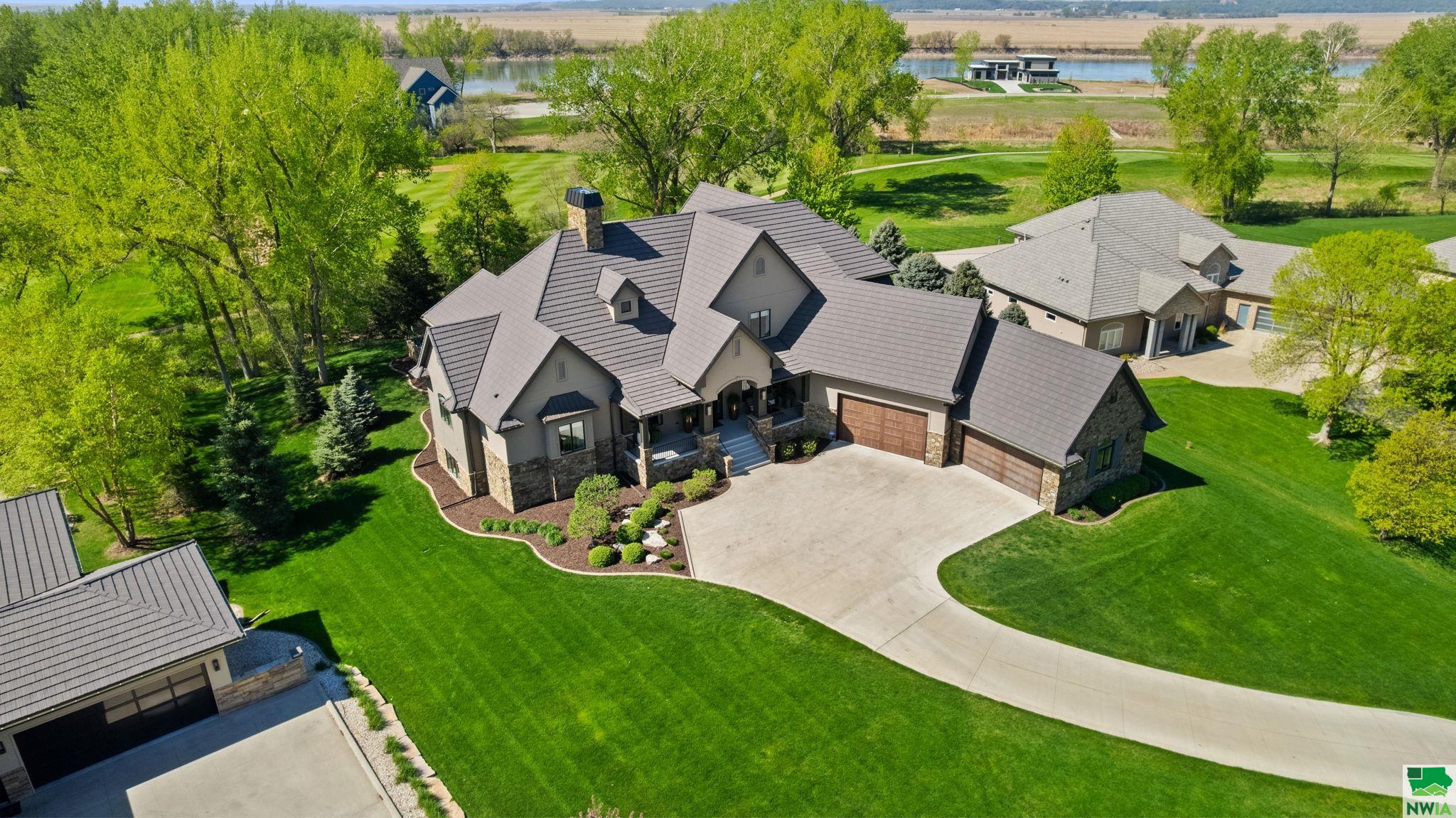 556 Firethorn Trail, Dakota Dunes, SD 57049 