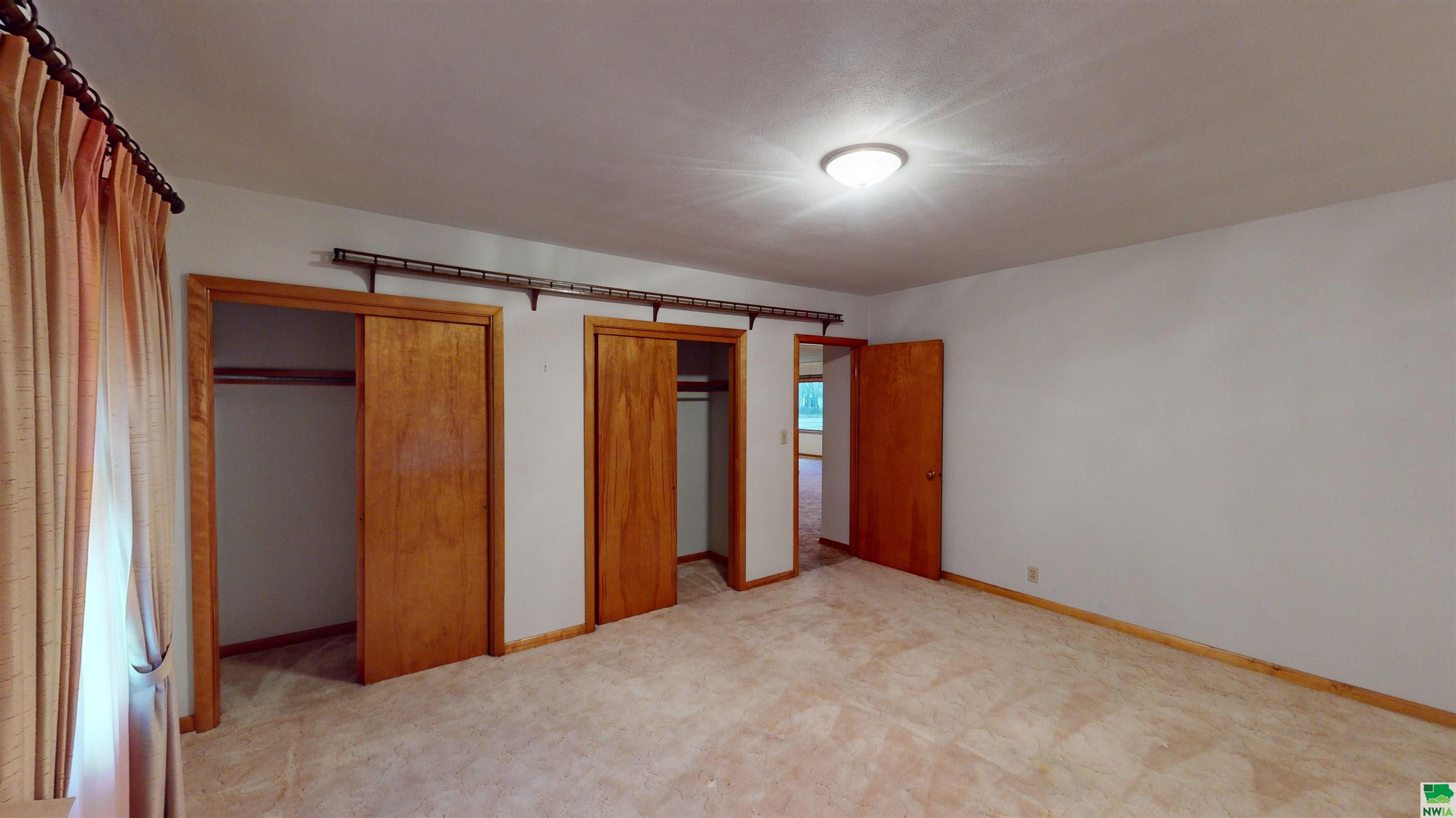 MLS #828600