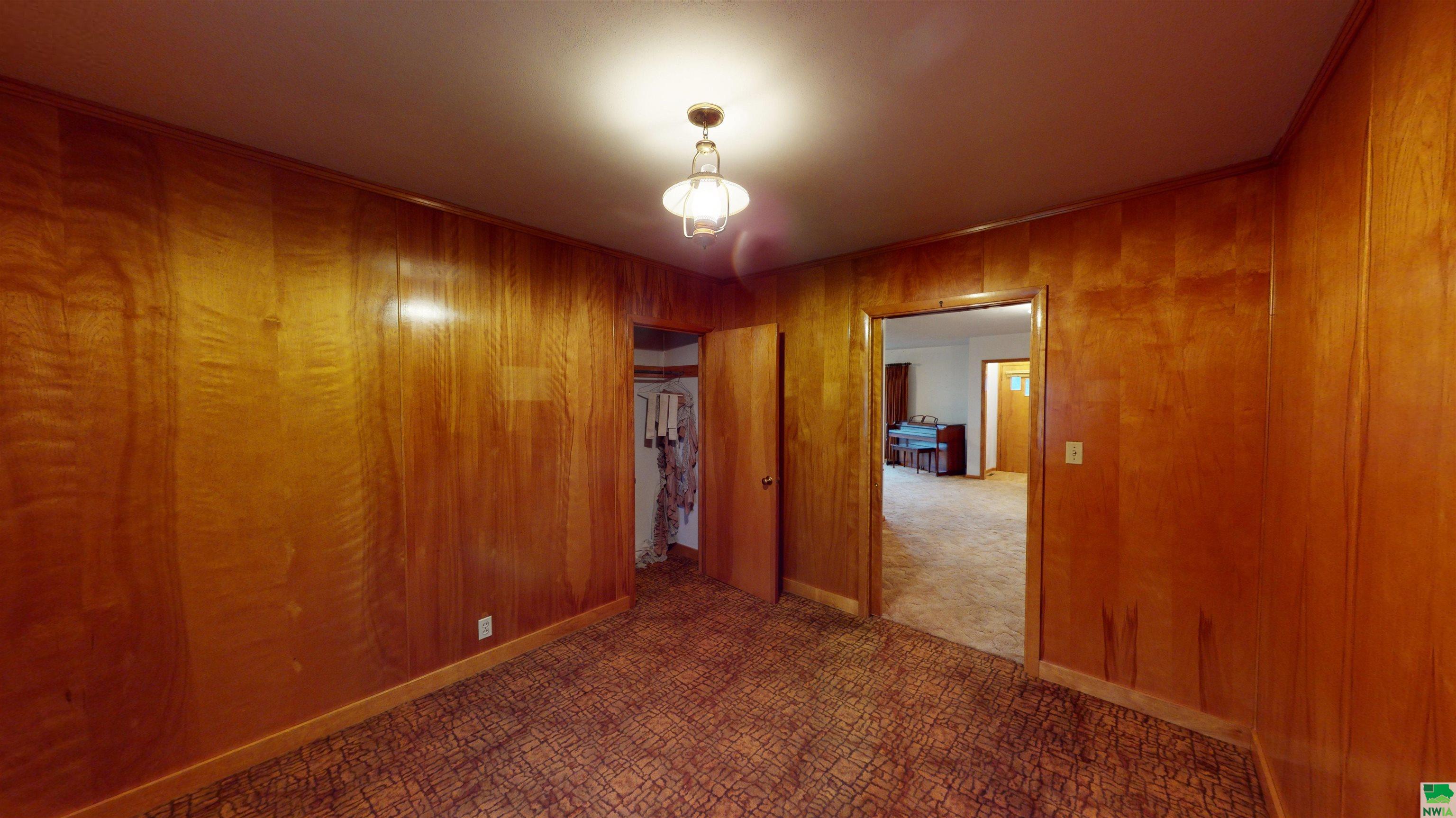 MLS #828600