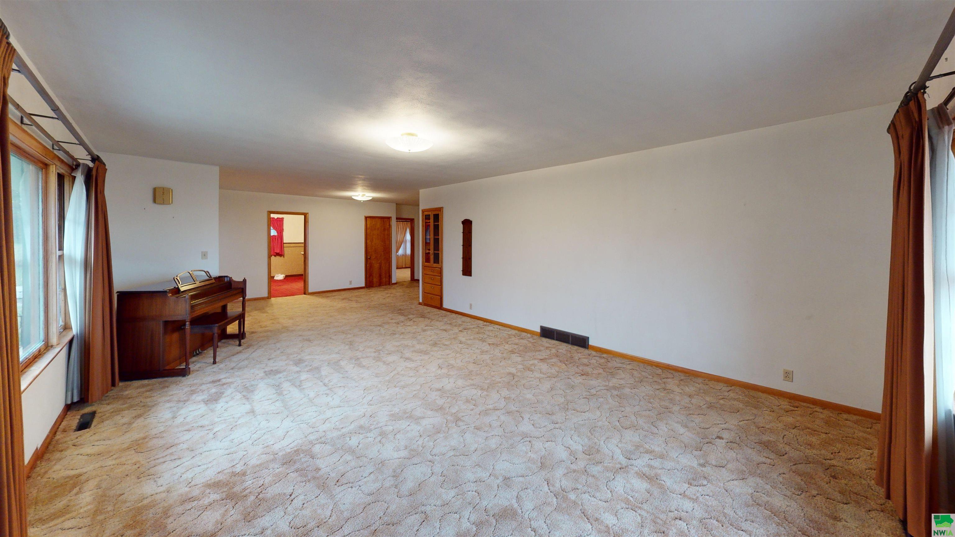 MLS #828600
