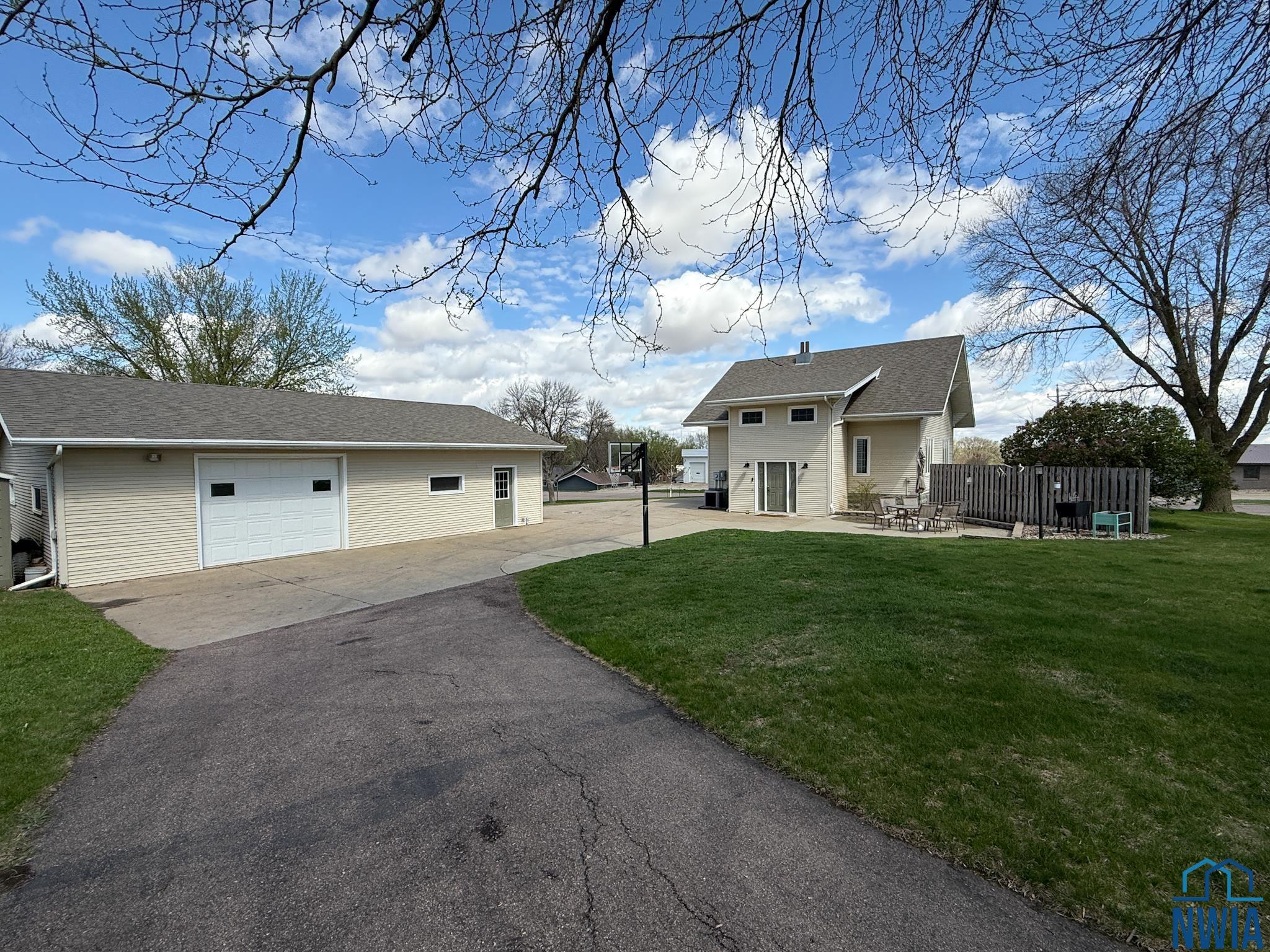 MLS #828603