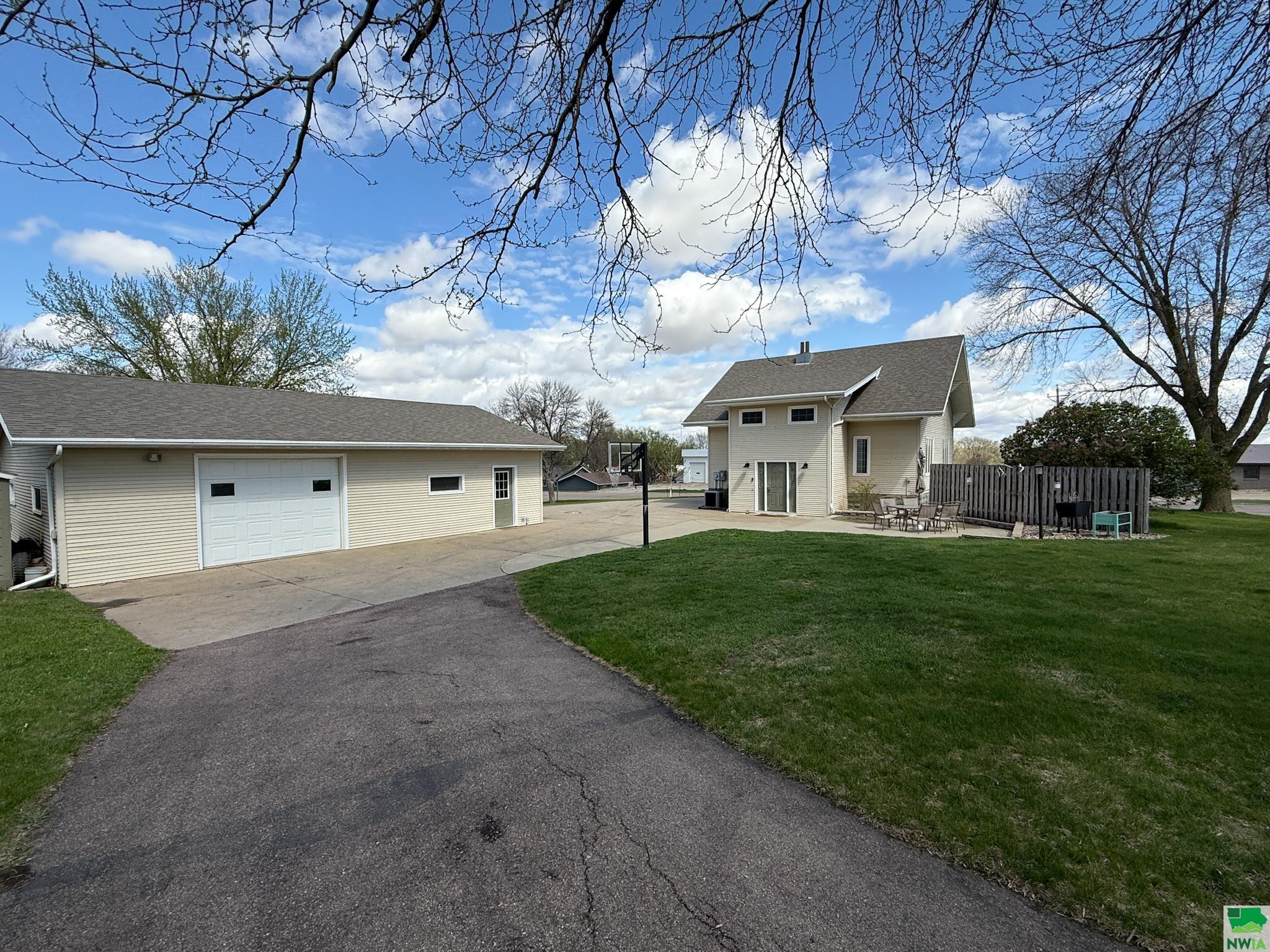 MLS #828603