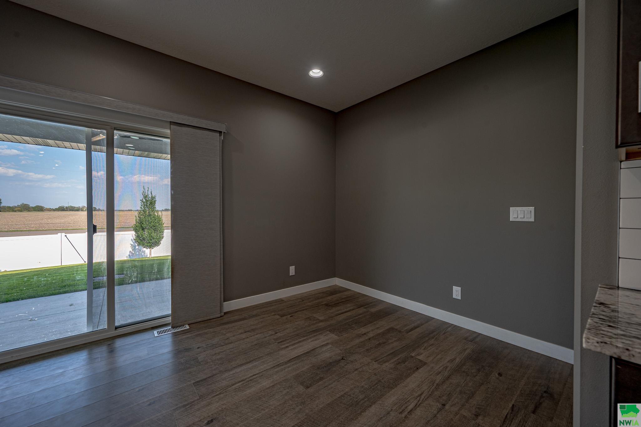 MLS #828604