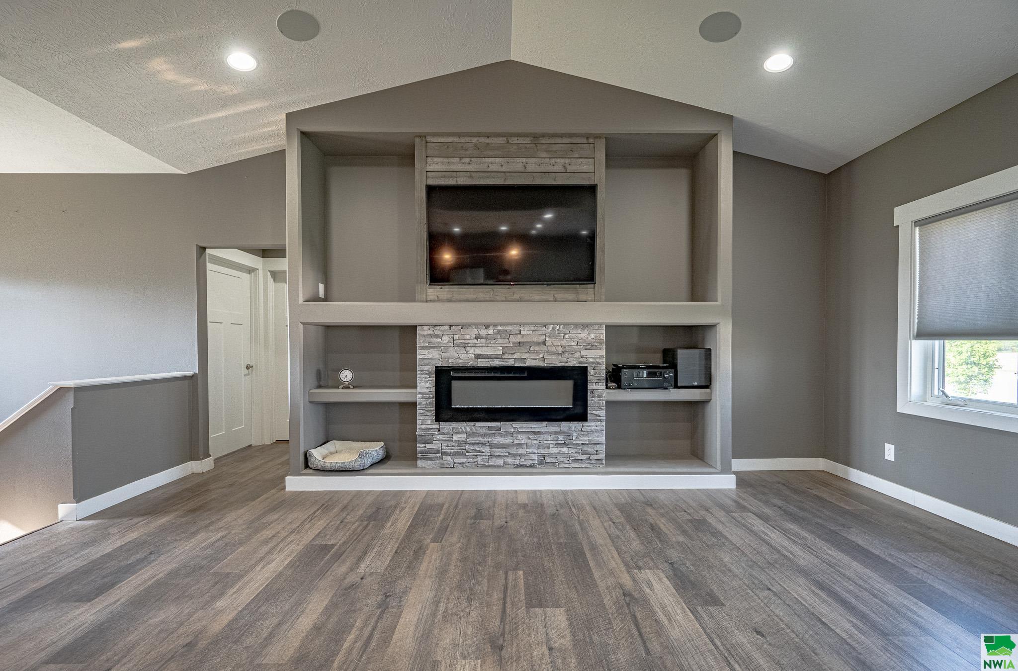 MLS #828604