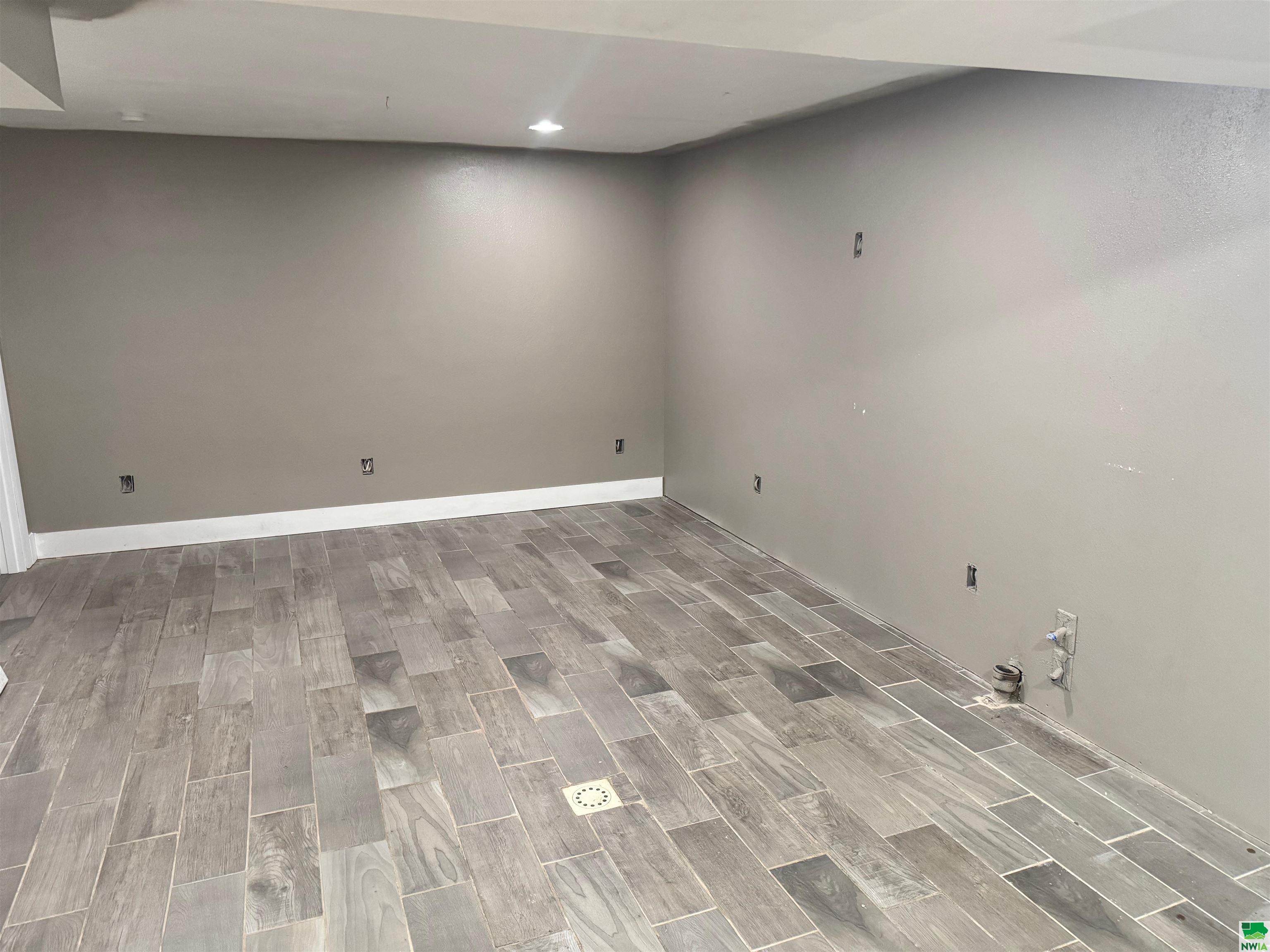 MLS #828605