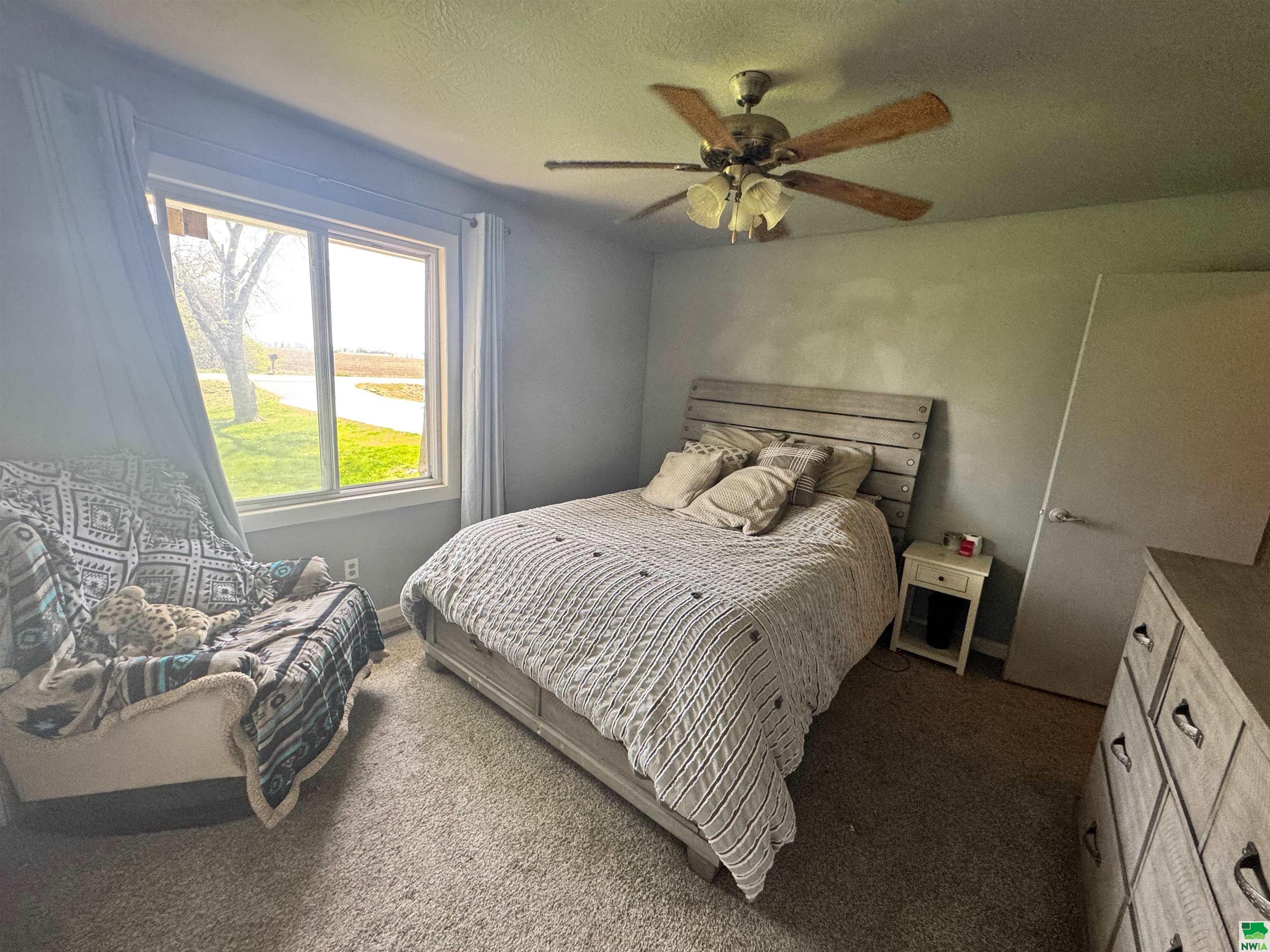 MLS #828605