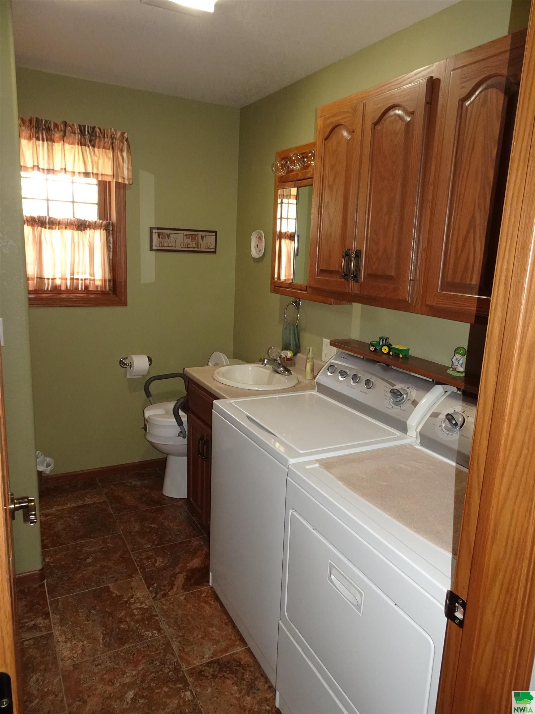MLS #828611