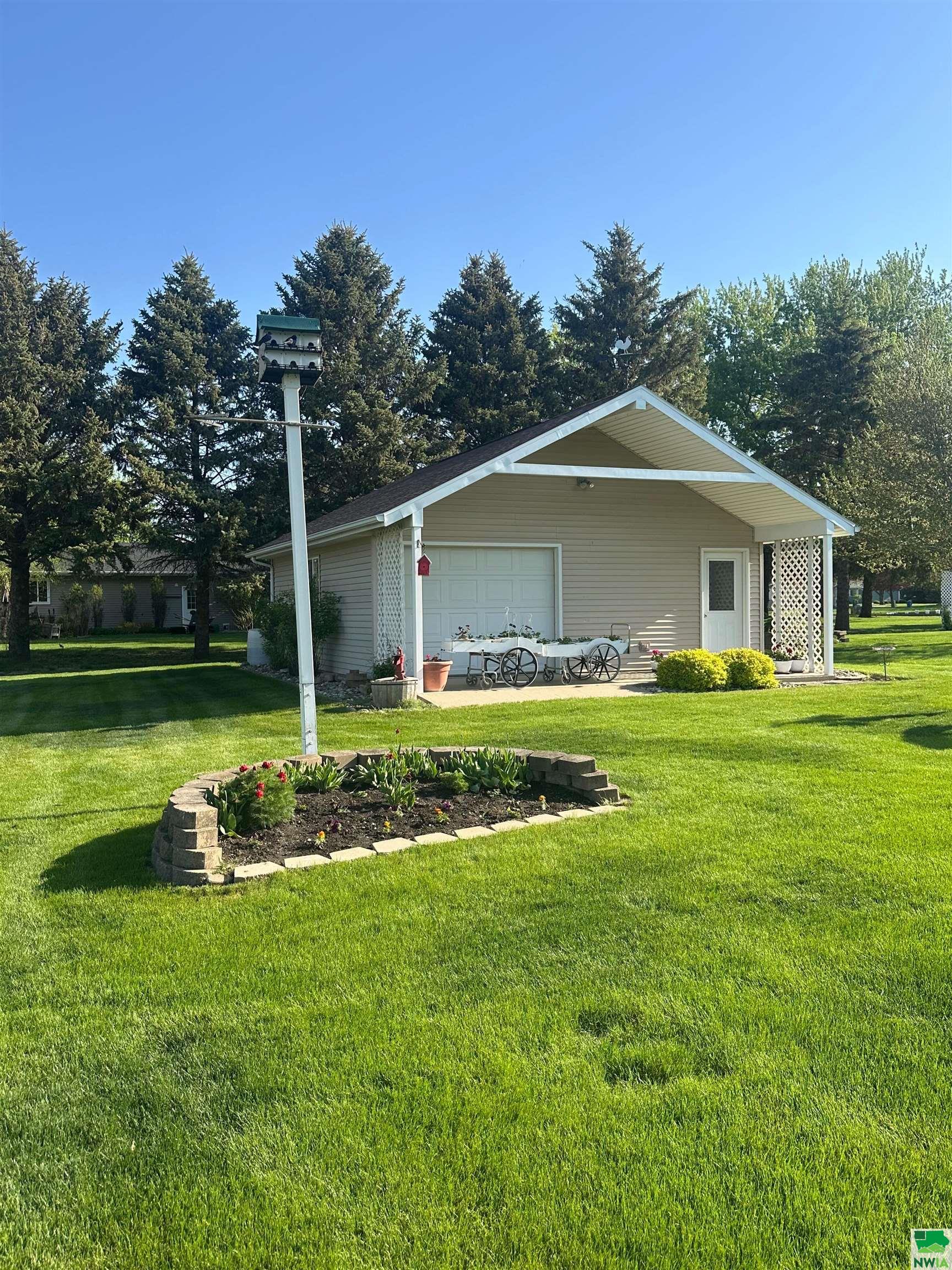 MLS #828611