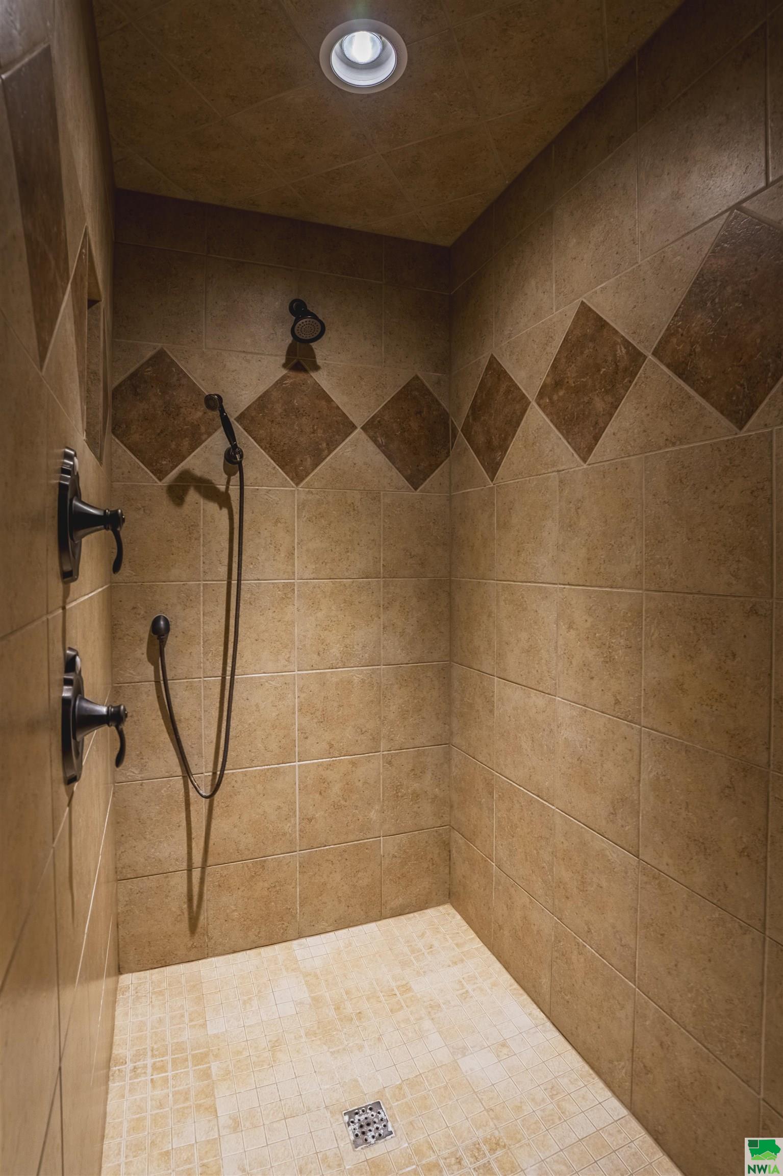 MLS #828614