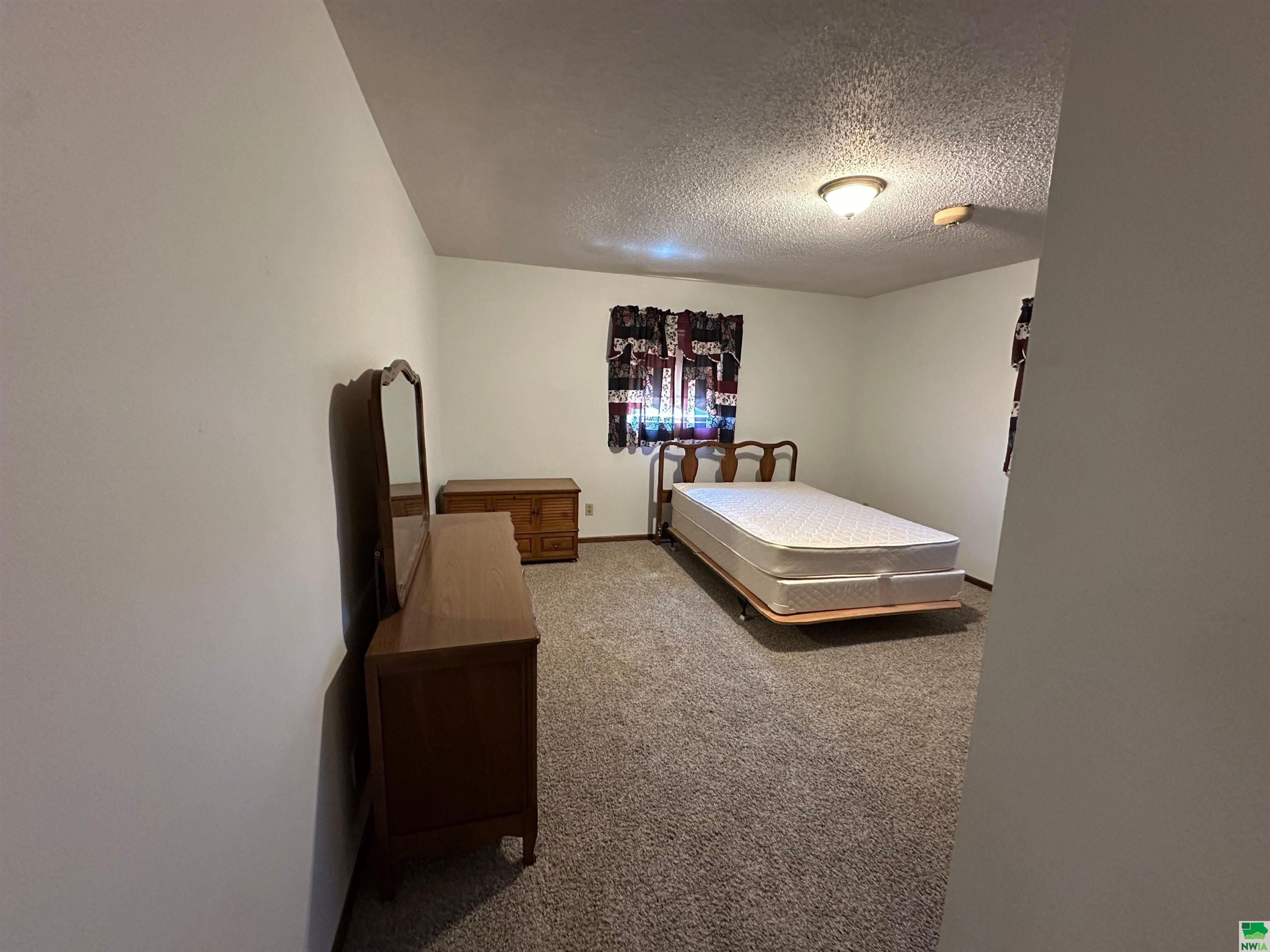 MLS #828616