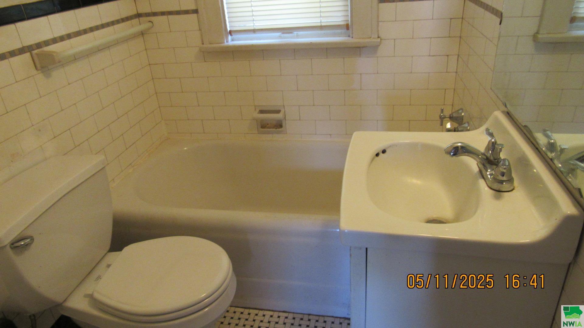 MLS #828619