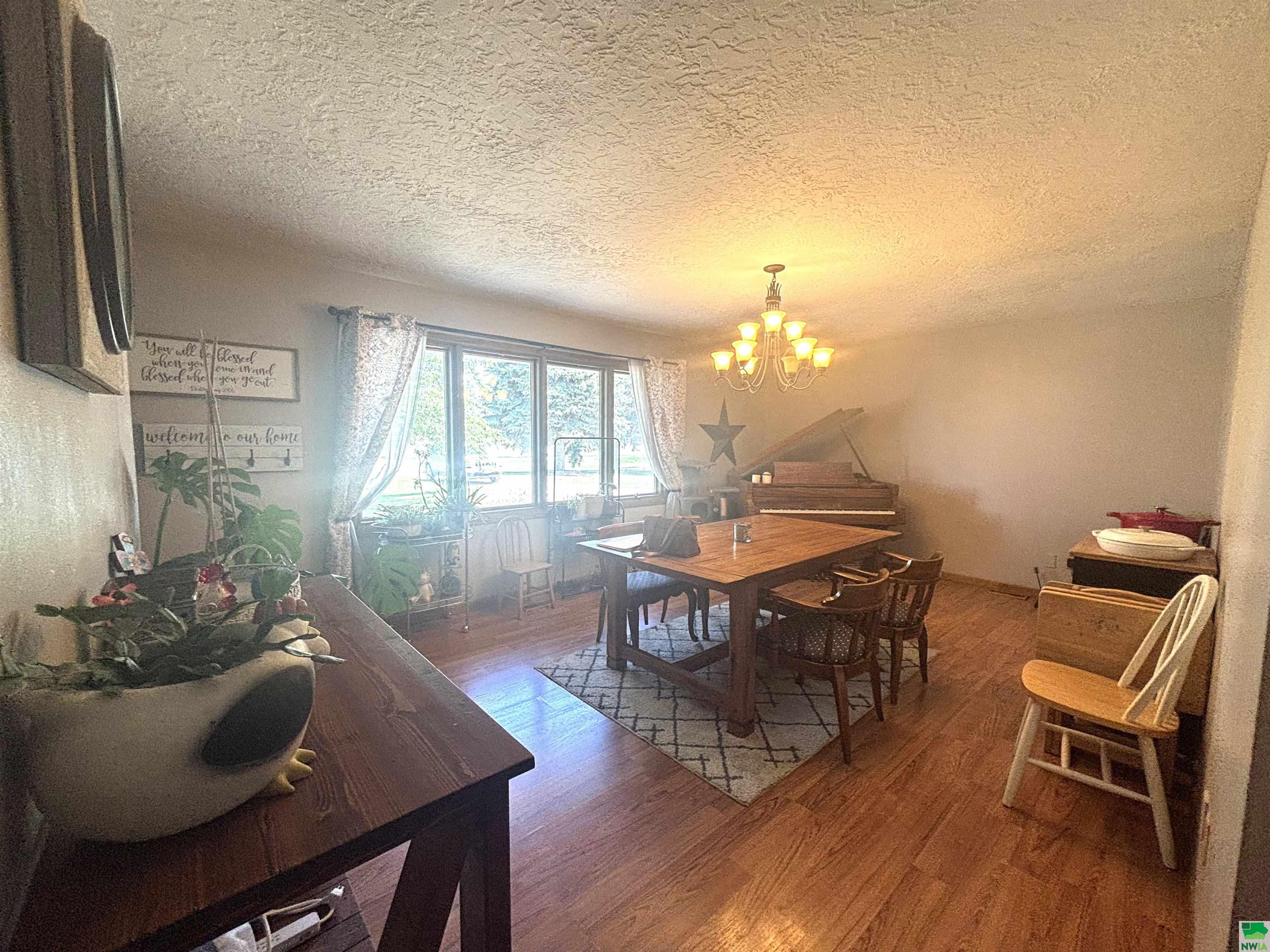 MLS #828622