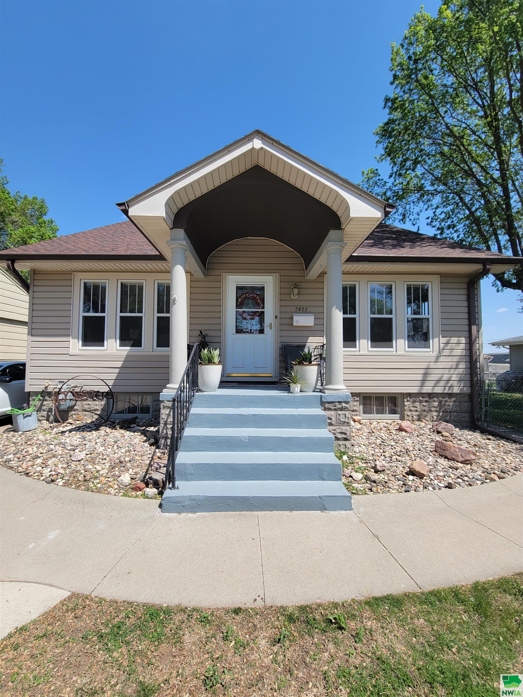 MLS #828625