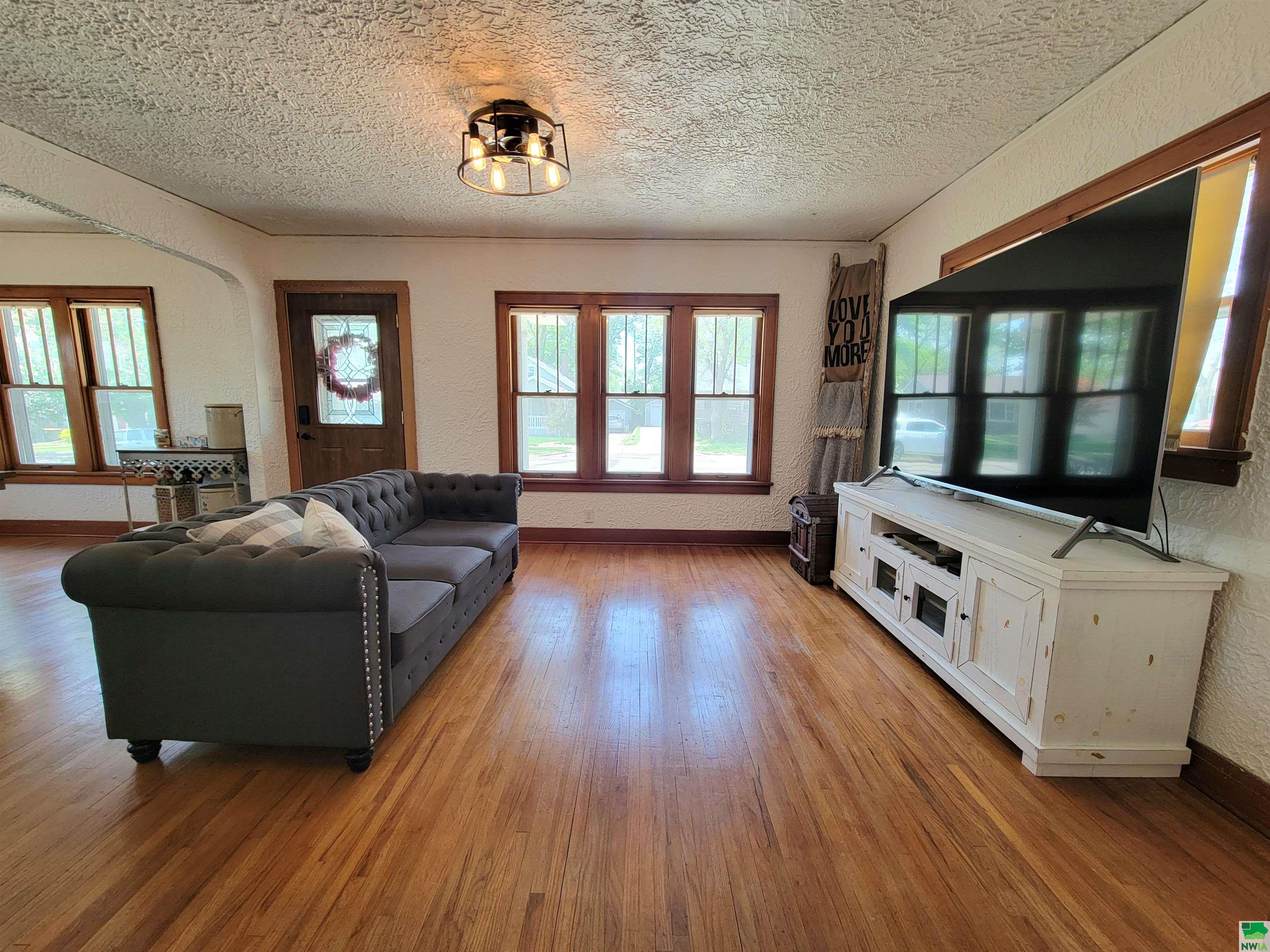 MLS #828625