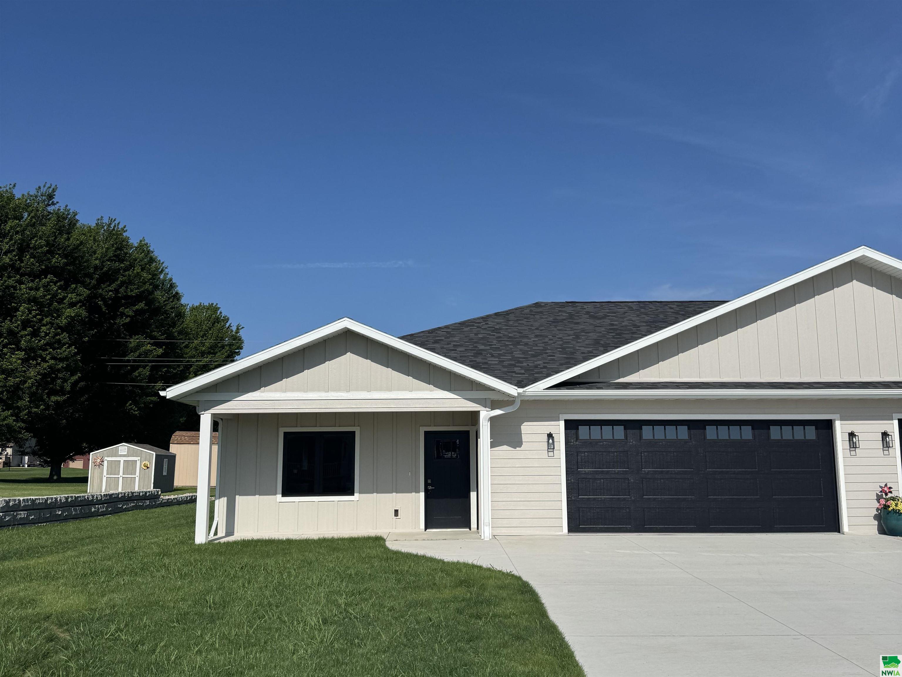 303 Rebecca Ln, Inwood, IA 51240 