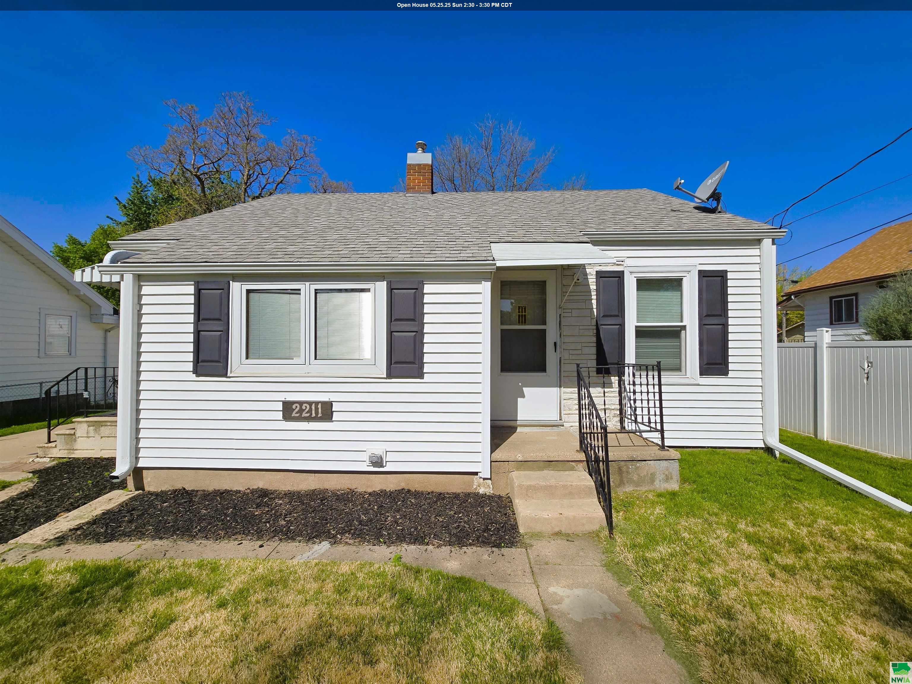 2211 Alice St S, Sioux City, IA 51106 