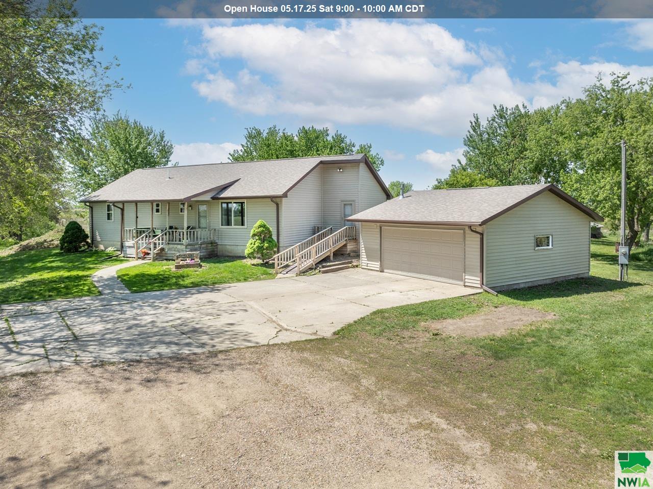 23215 Gum Ave., Onawa, IA 51040 