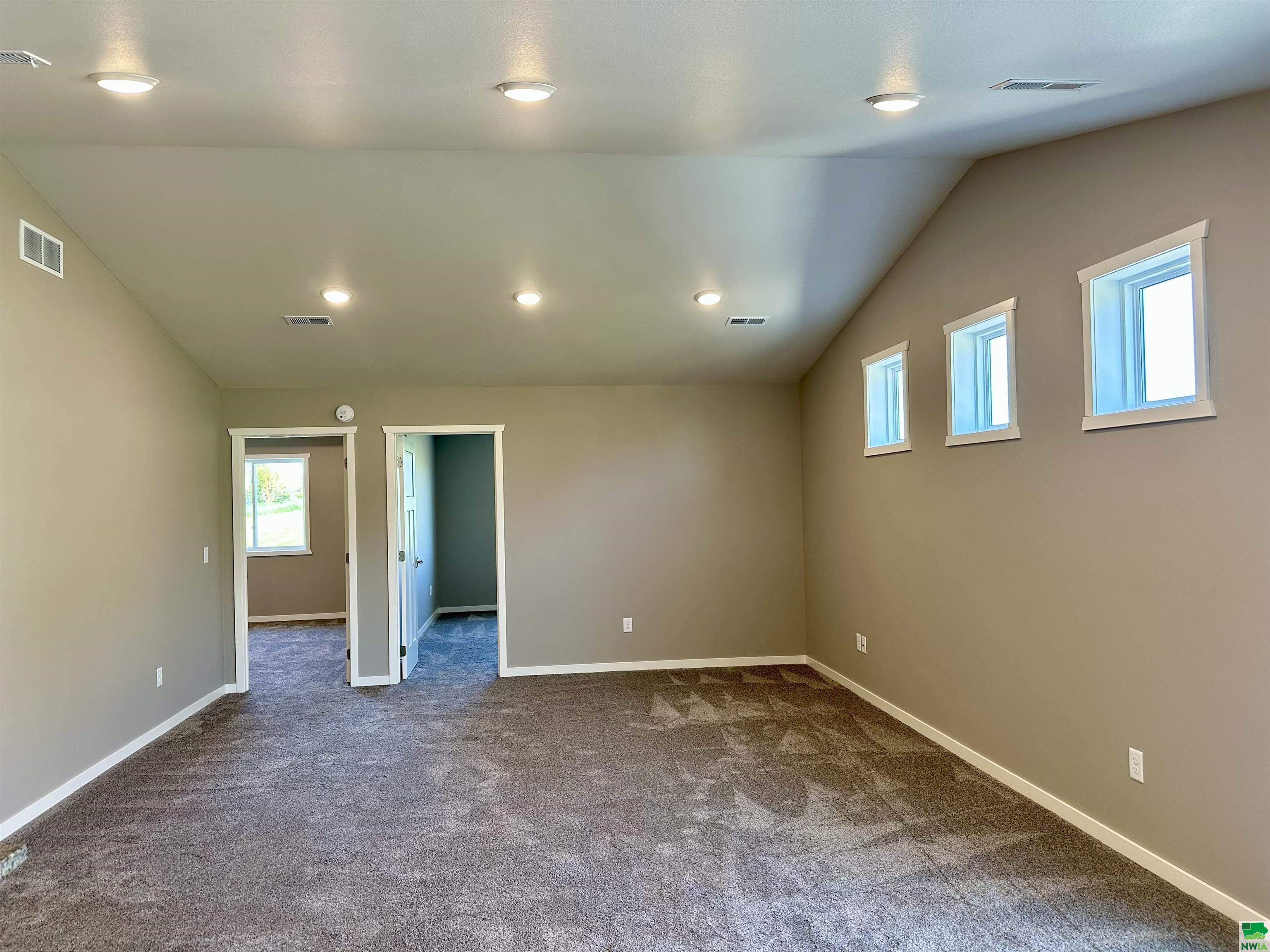 MLS #828644