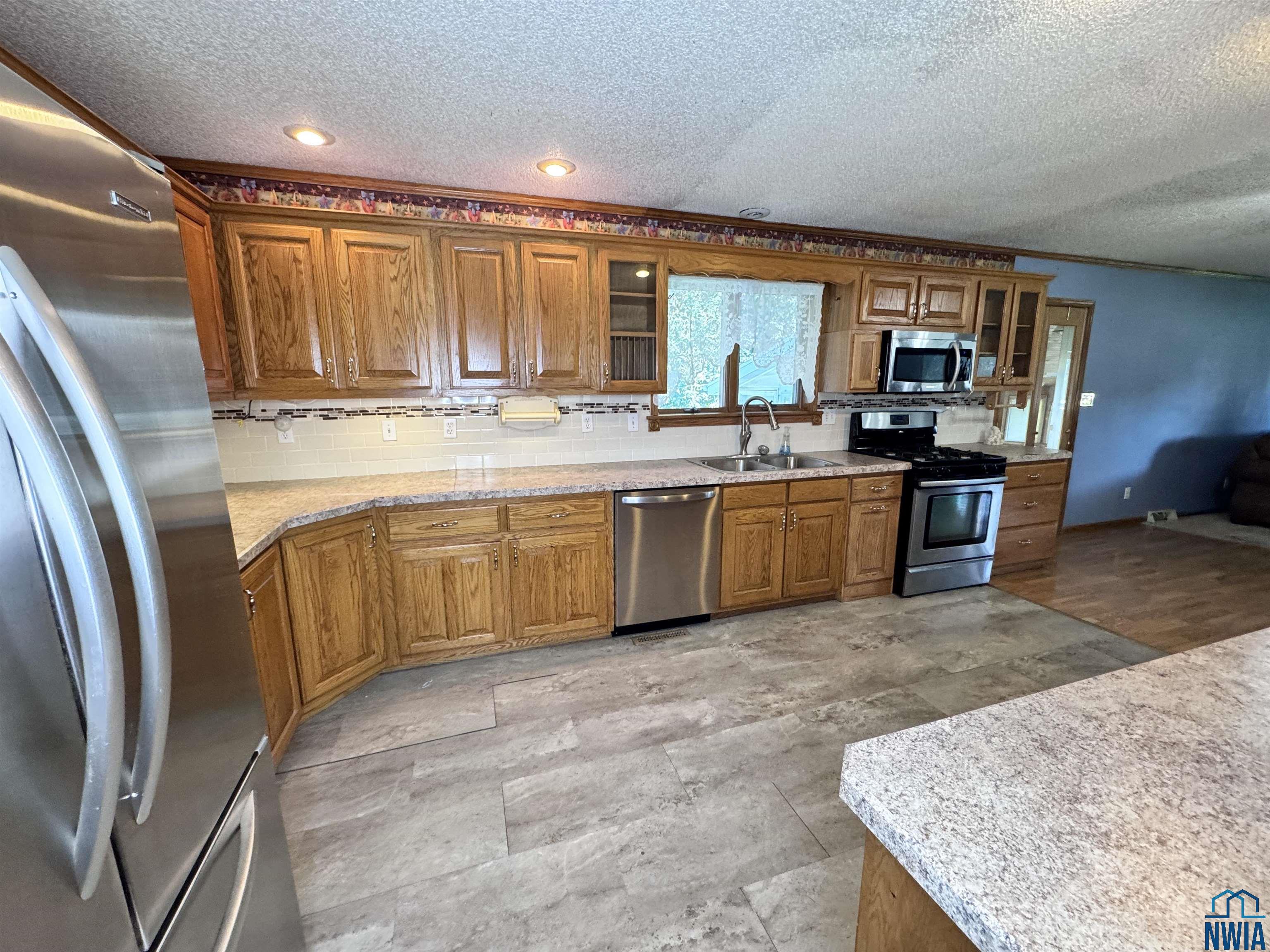 MLS #828645