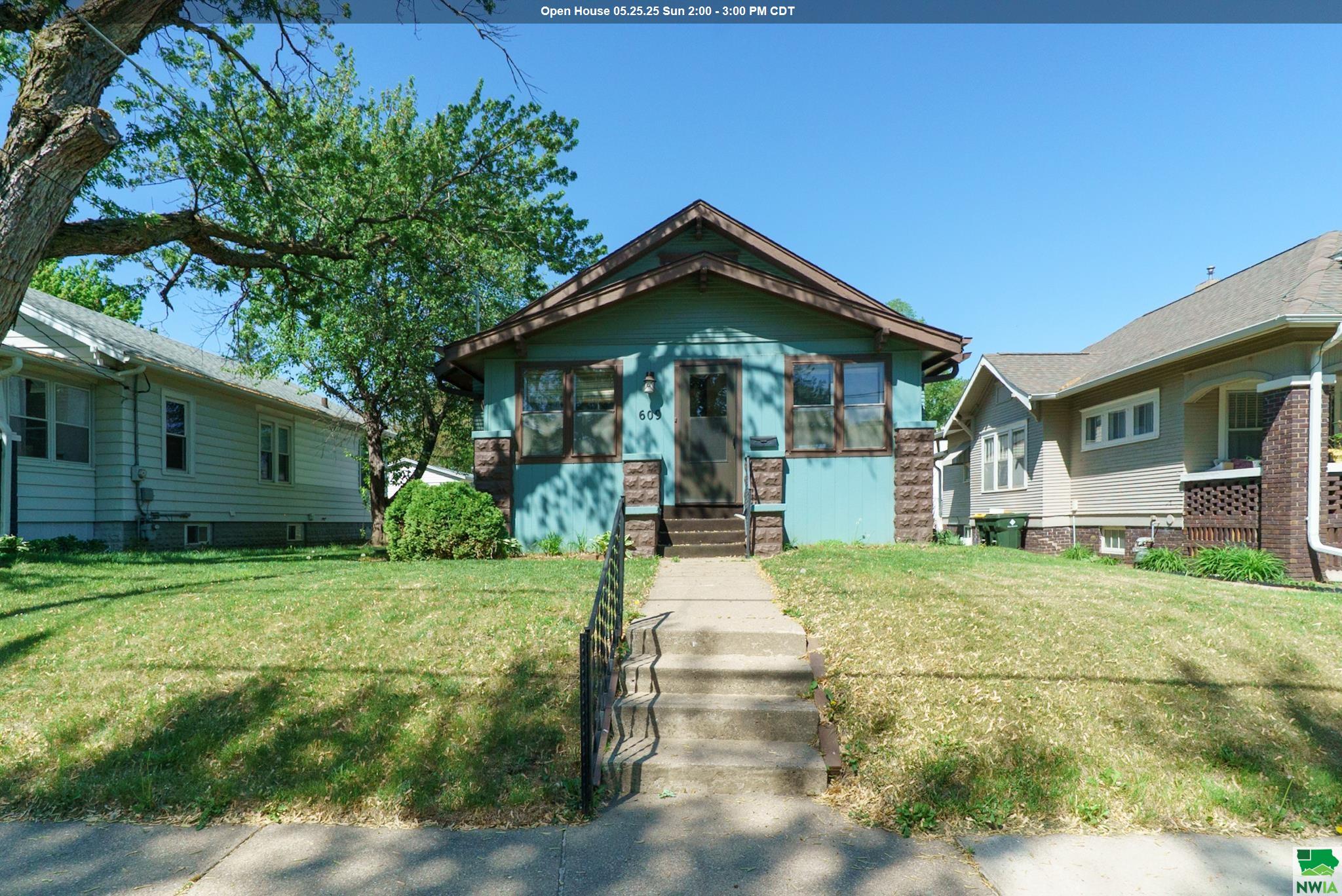 609 WESTCOTT ST S, Sioux City, IA 51106 