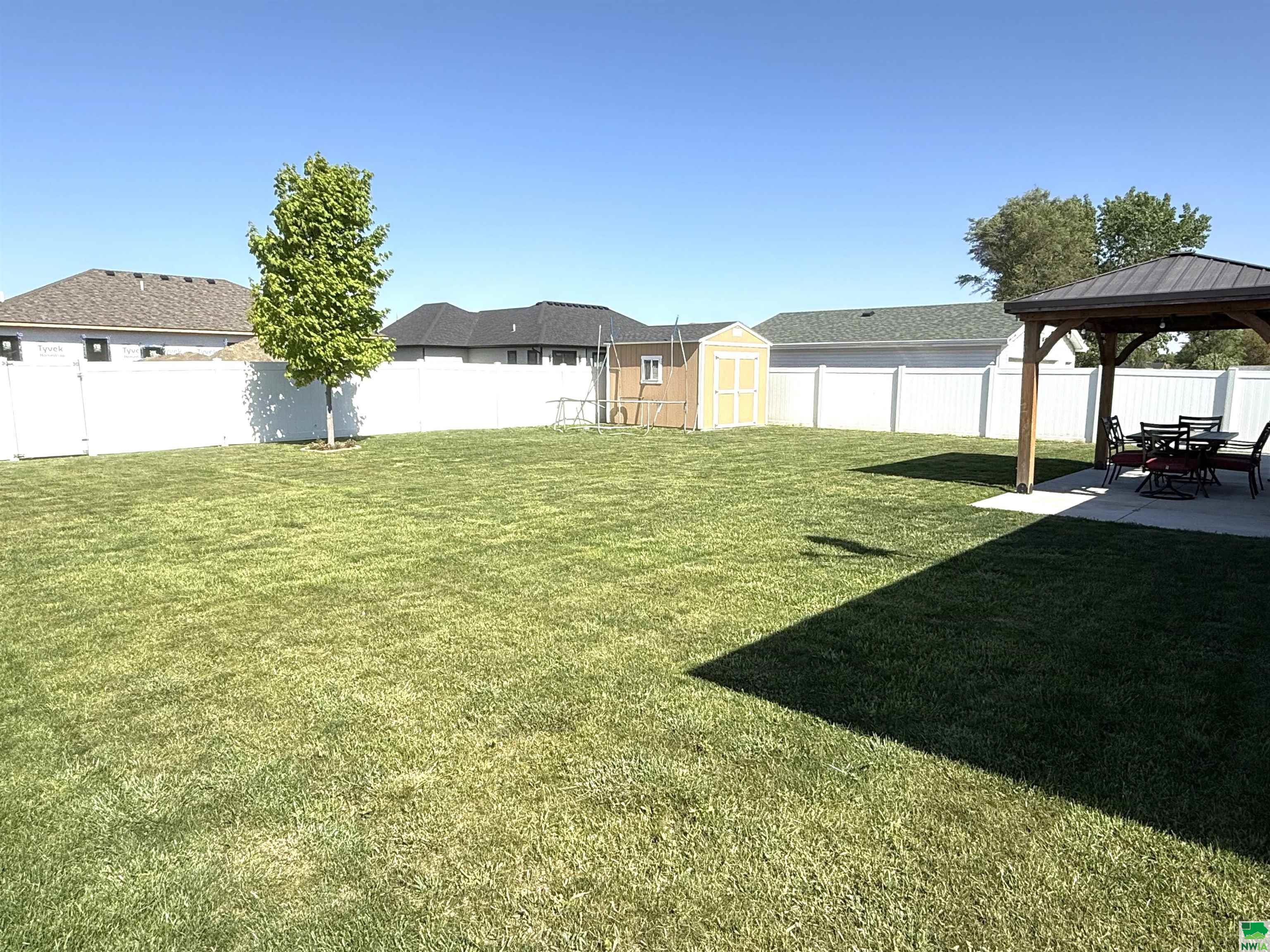 MLS #828652