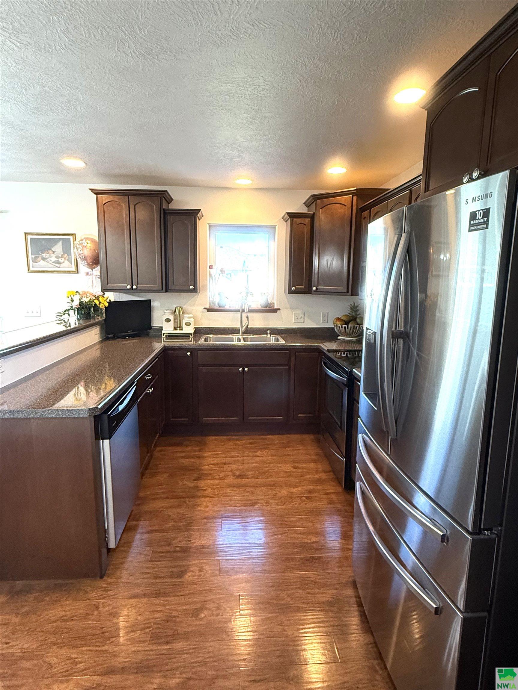 MLS #828652