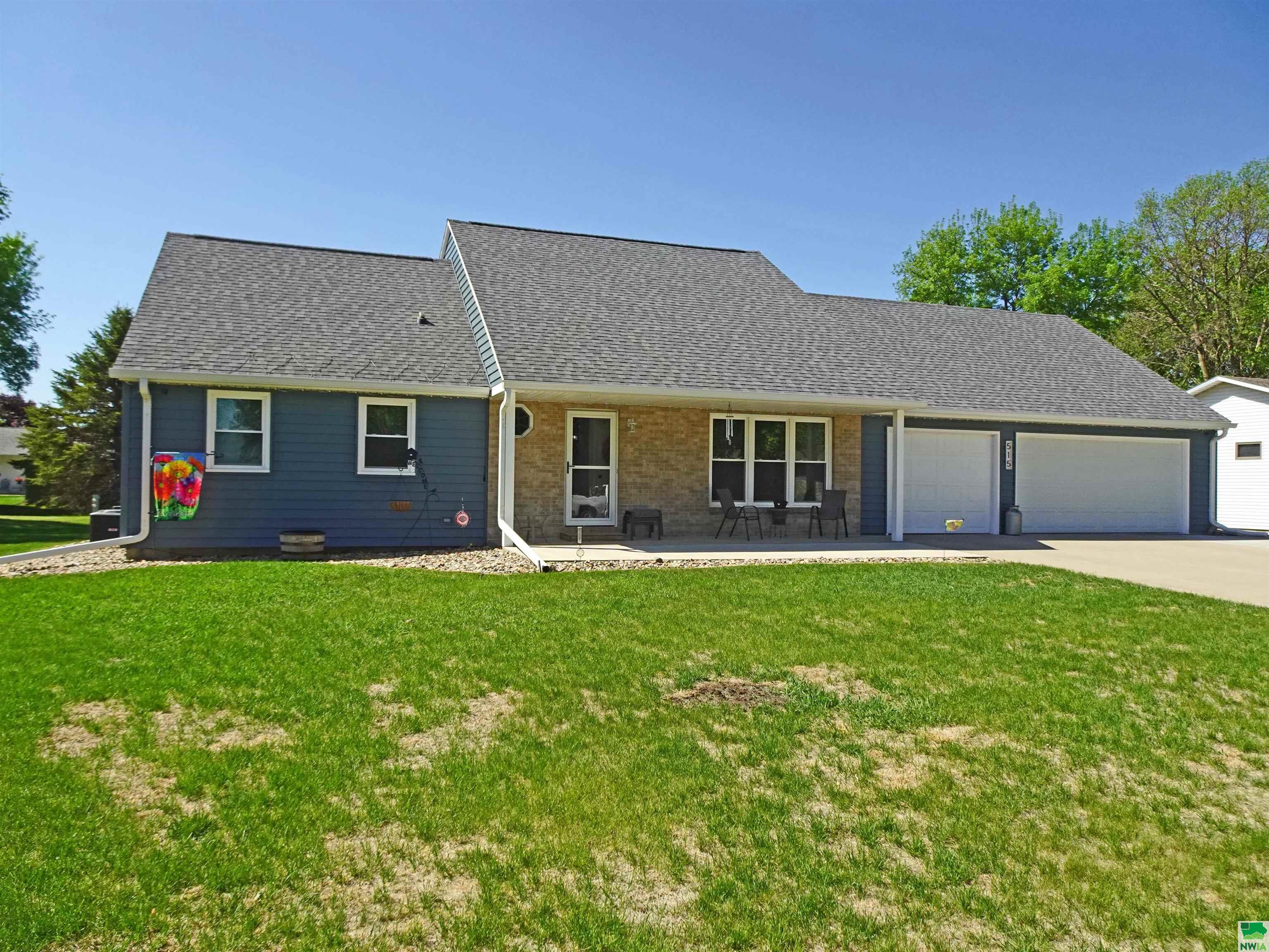 515 Sunrise Avenue, Sanborn, IA 51248- 