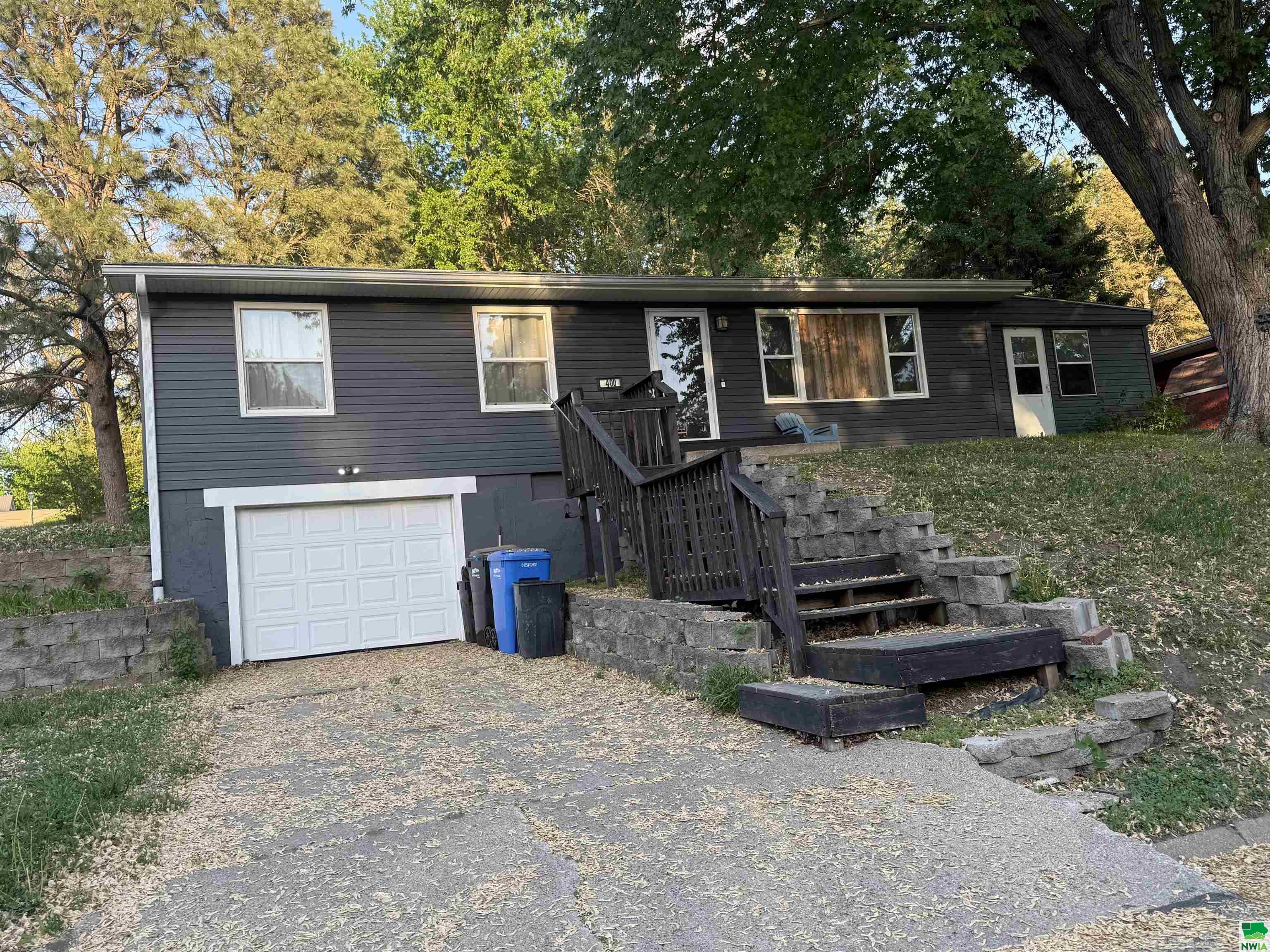400 7th St S, Akron, IA 51001 