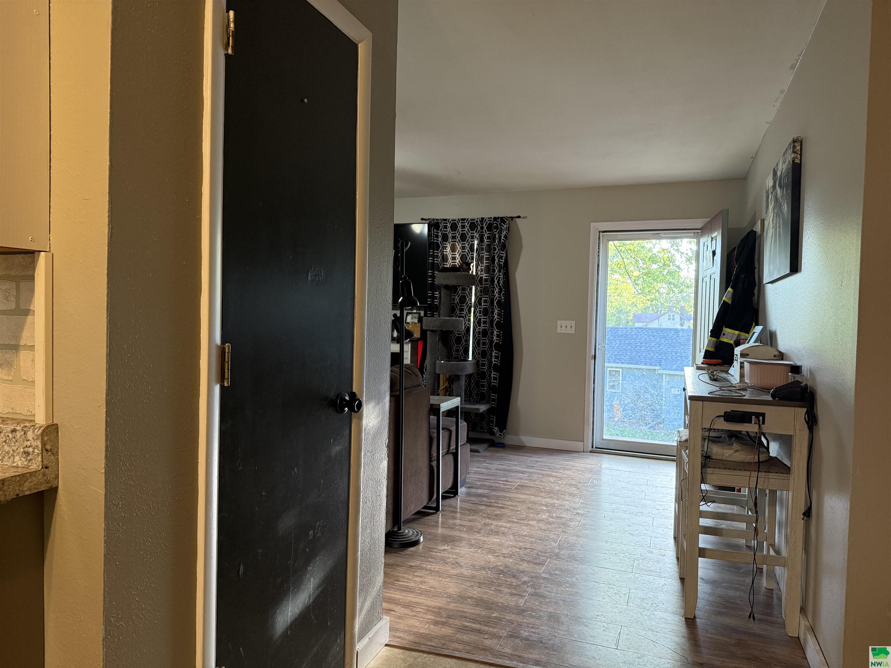 MLS #828660
