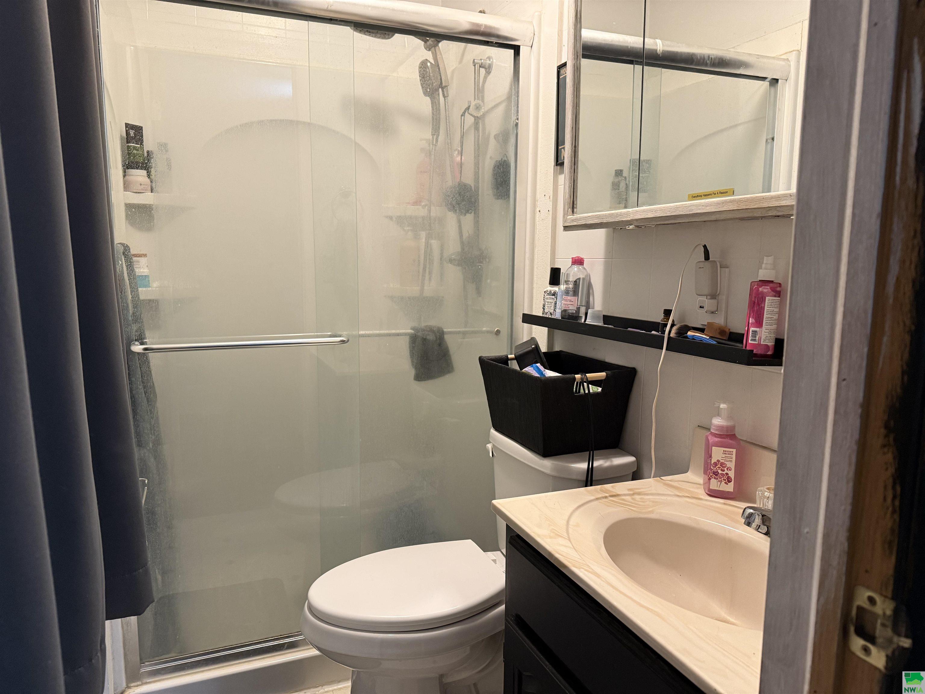 MLS #828660