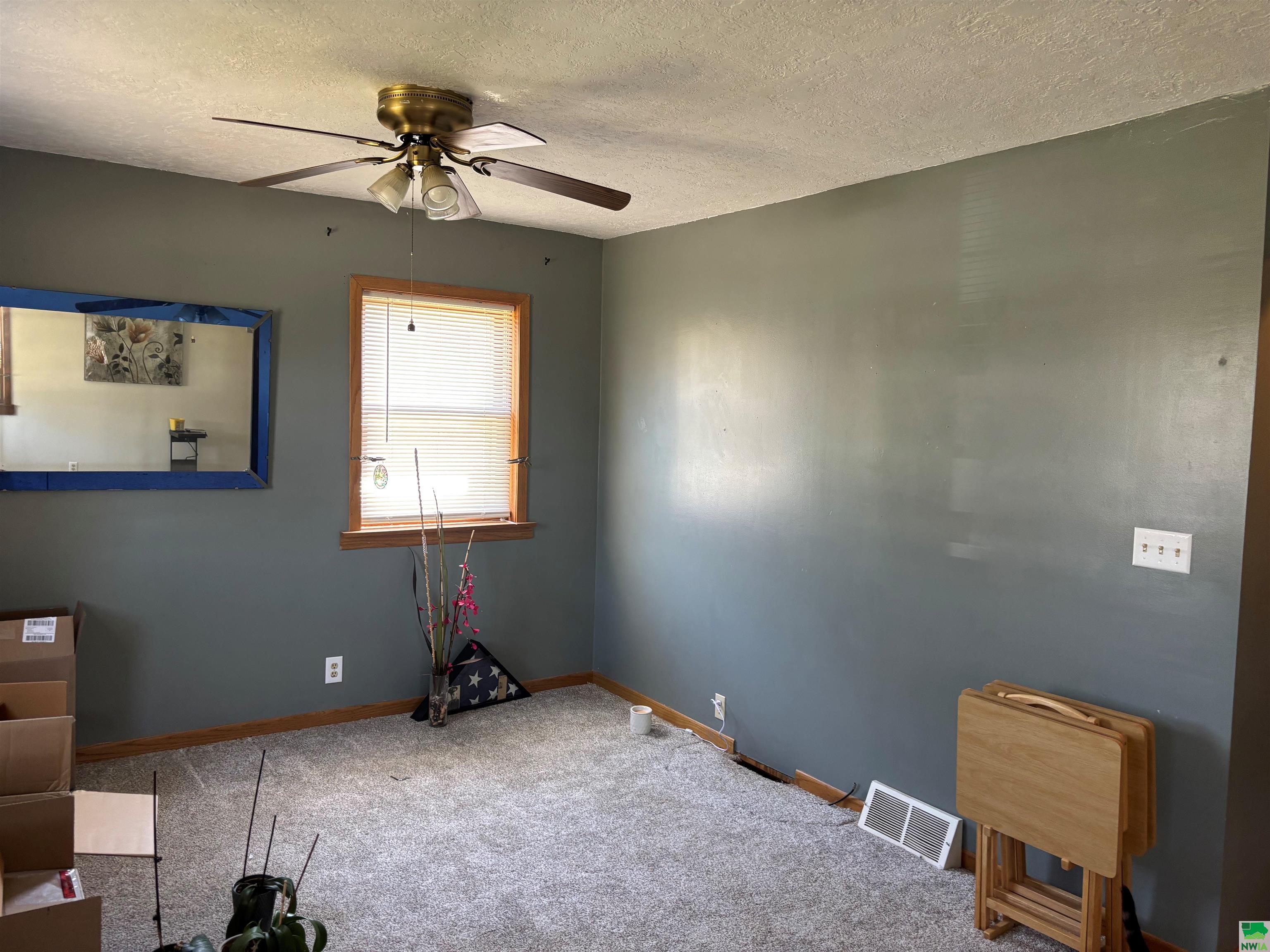 MLS #828666