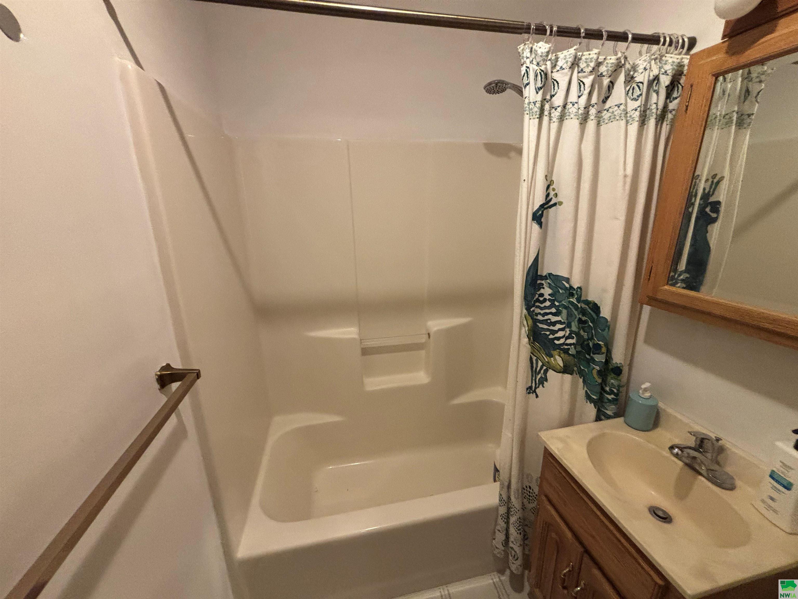 MLS #828666