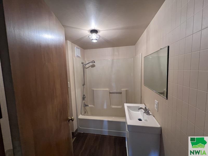 MLS #828669