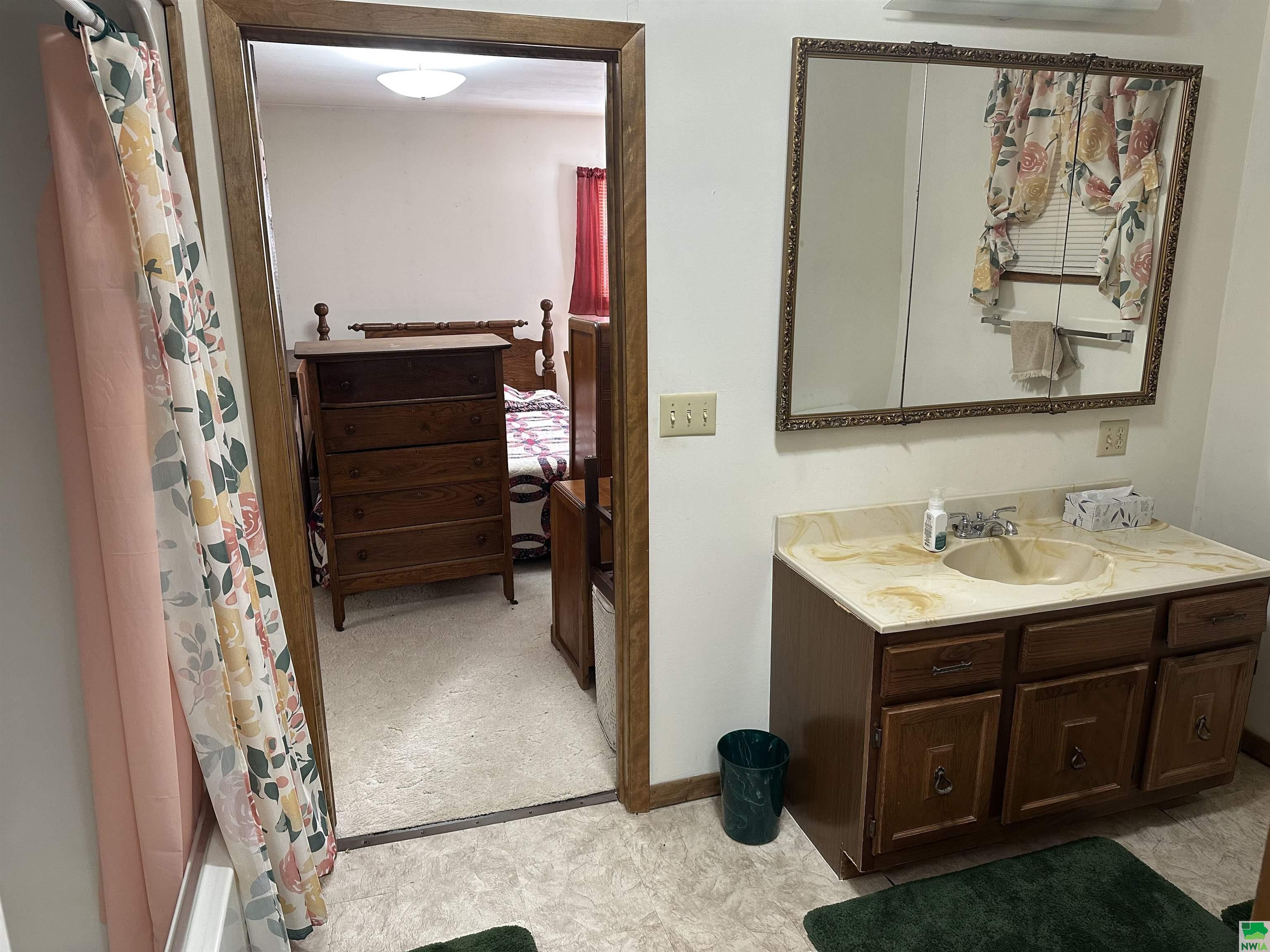 MLS #828688