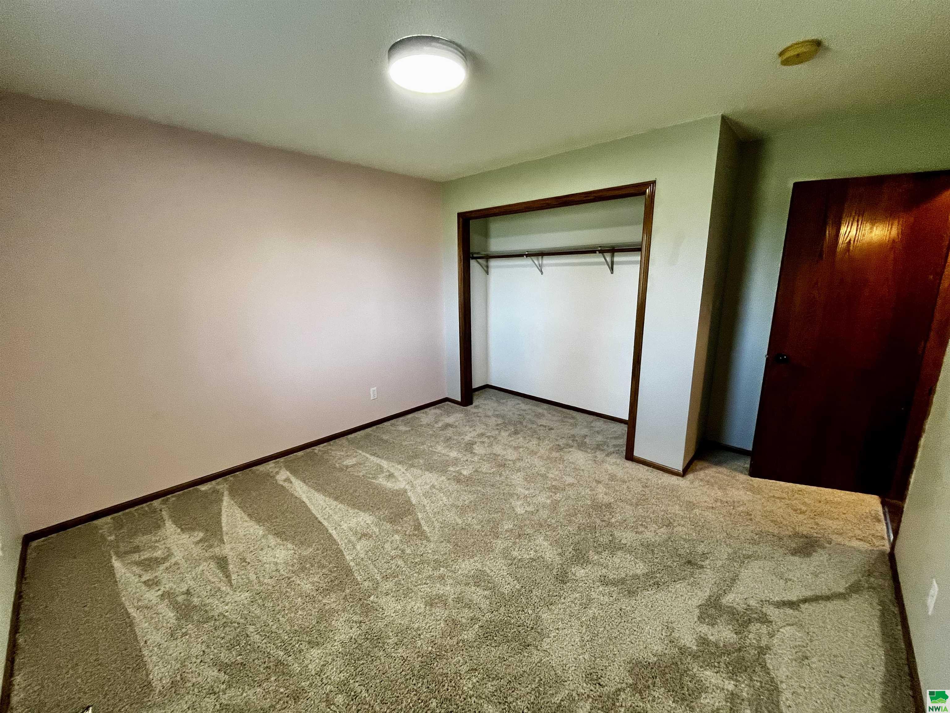 MLS #828689