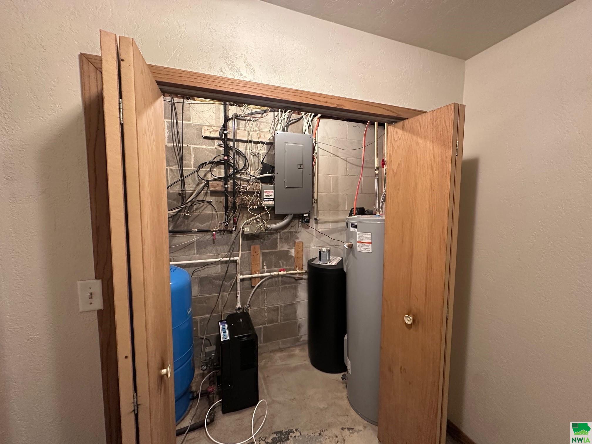 MLS #828691