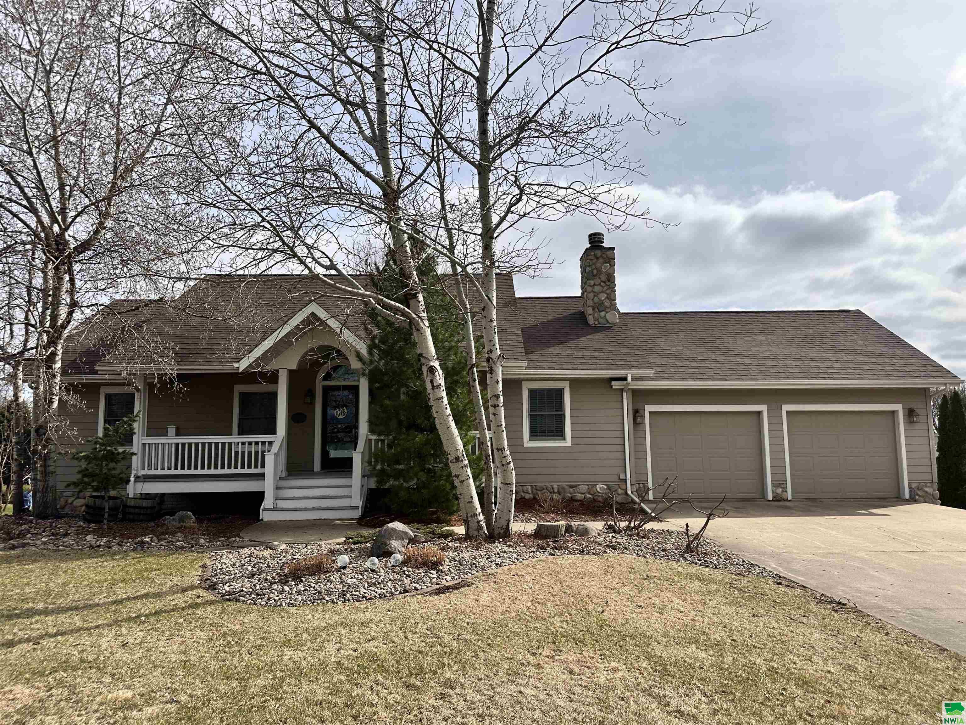 545 7th Street NW, Sioux Center, IA 51250 